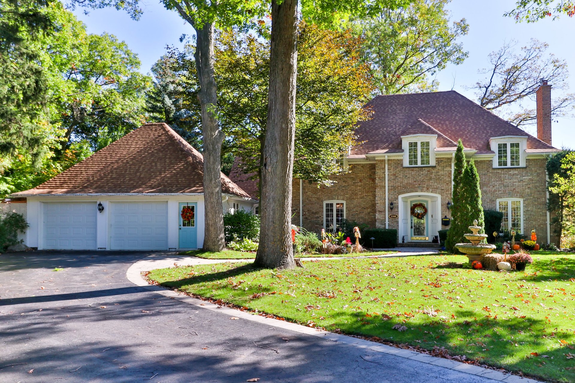 2200 Shardawn Mews