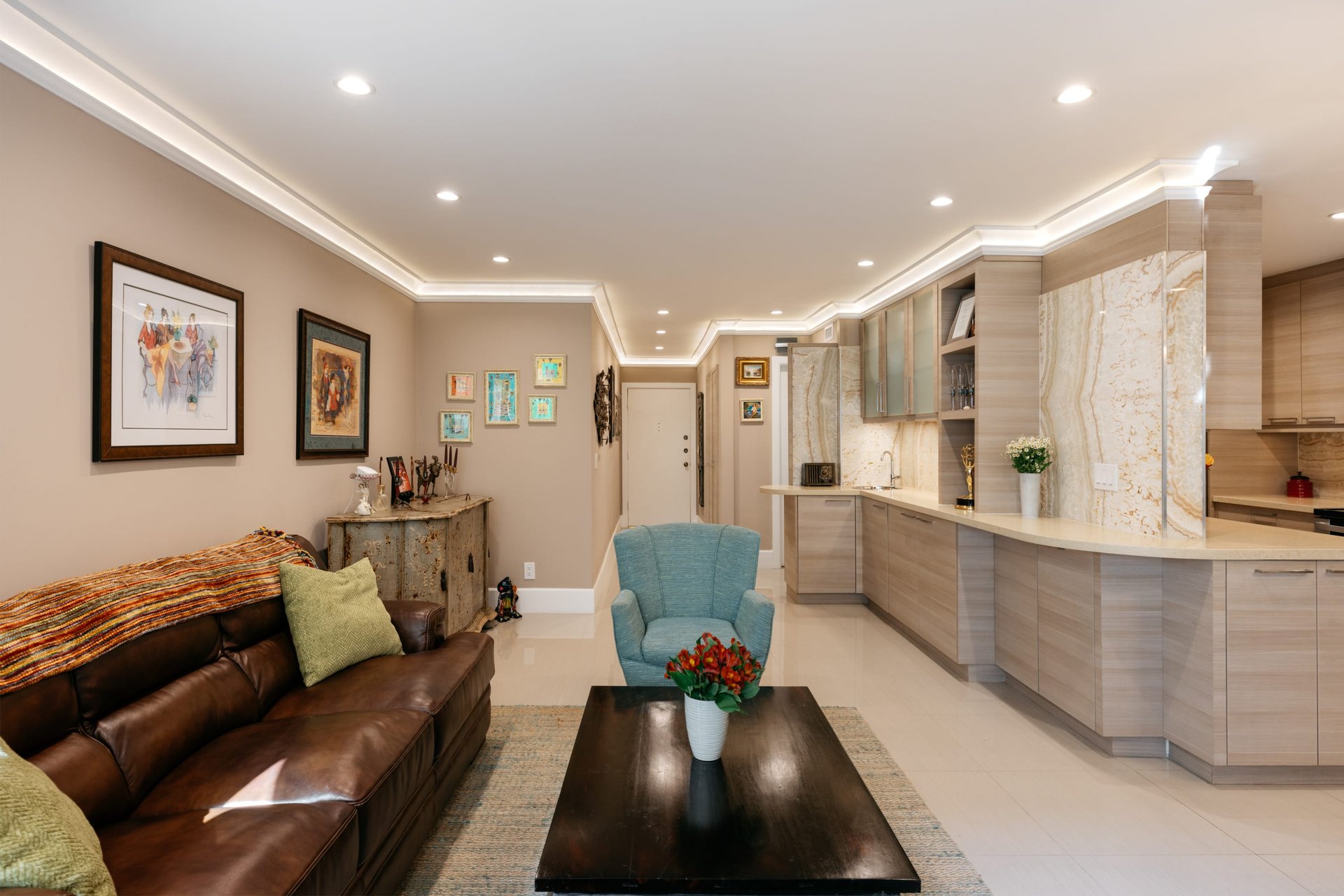 Rare Corner Unit at The Wilshire Barrington