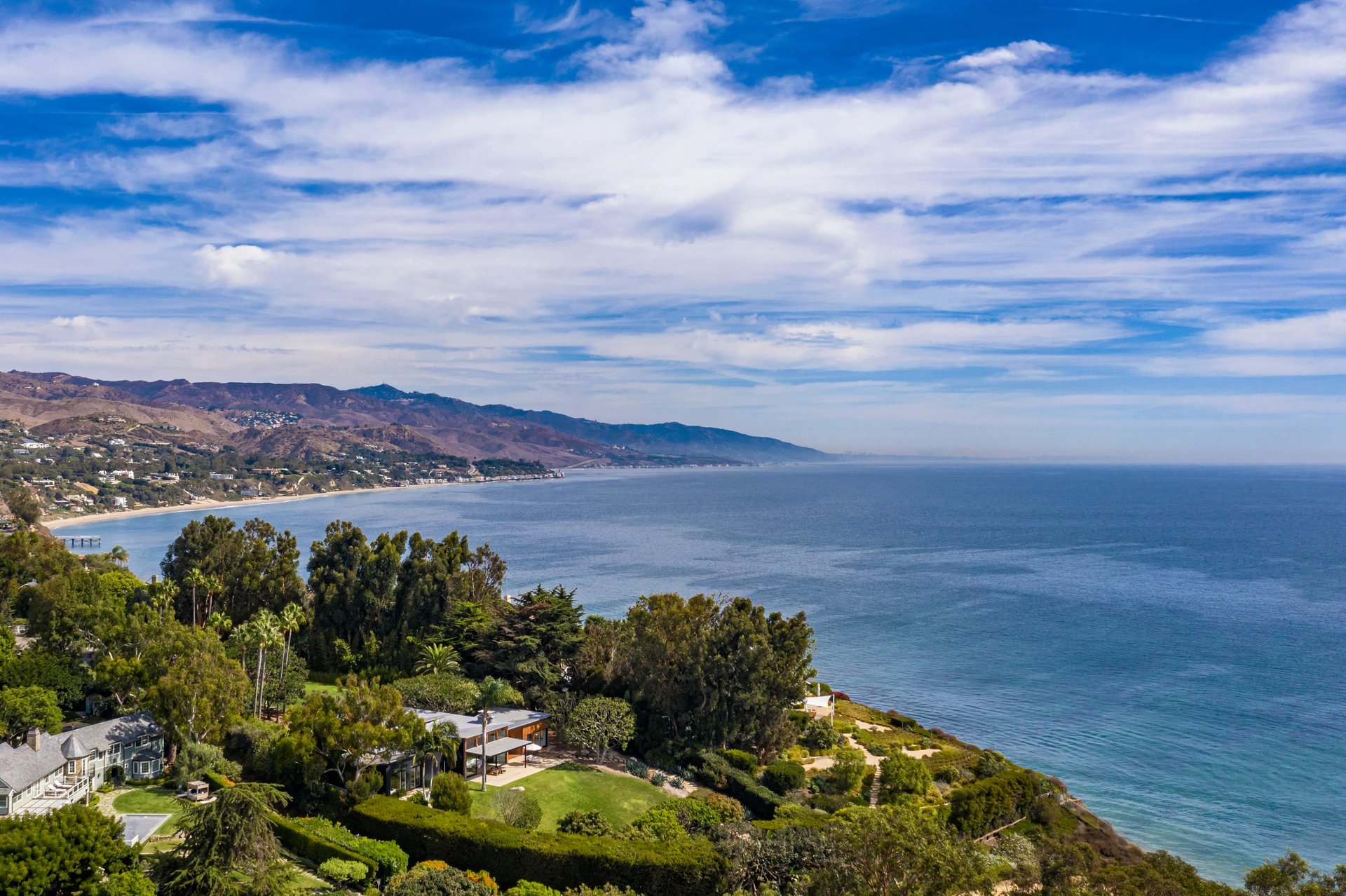 6837 Zumirez Drive