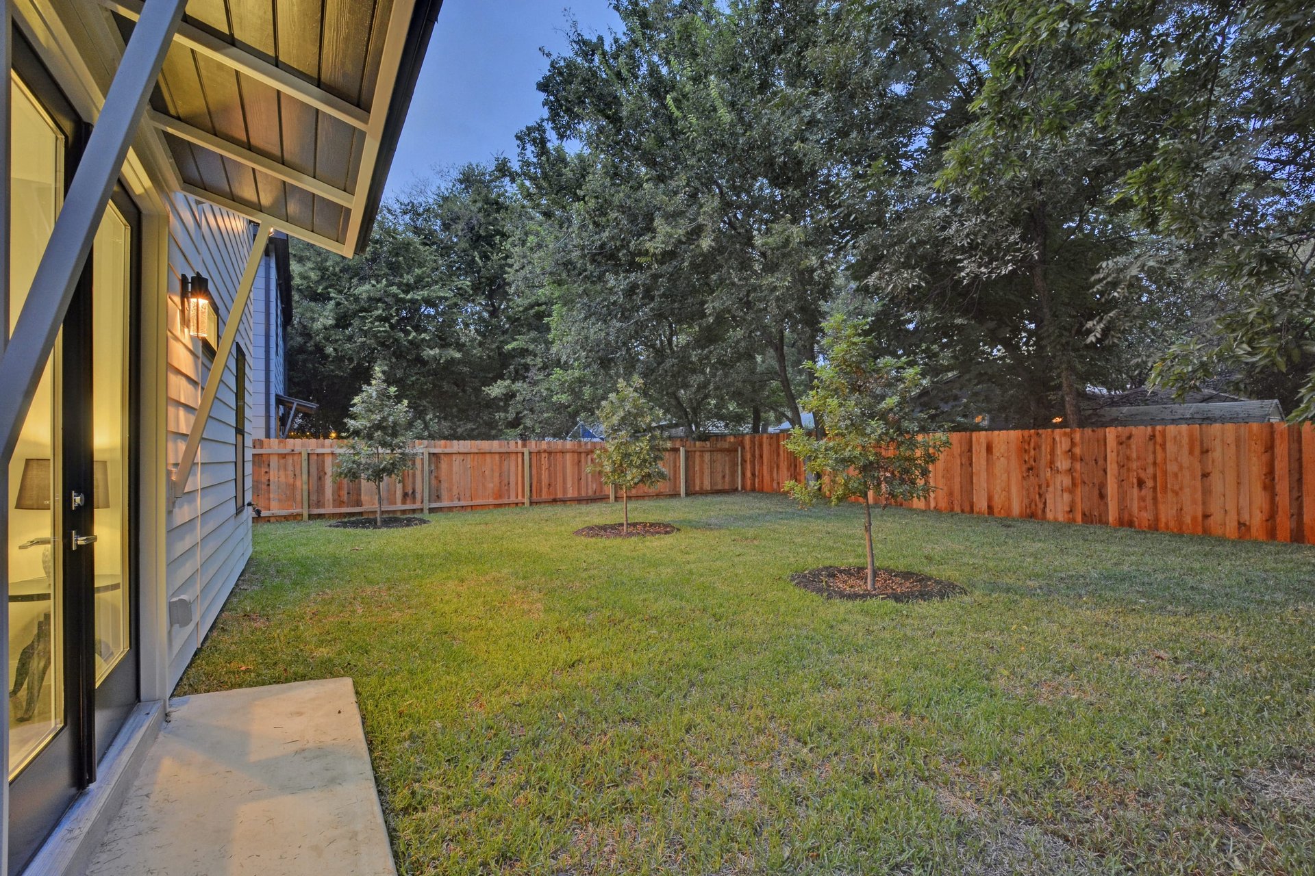 1506 W Saint Johns Ave