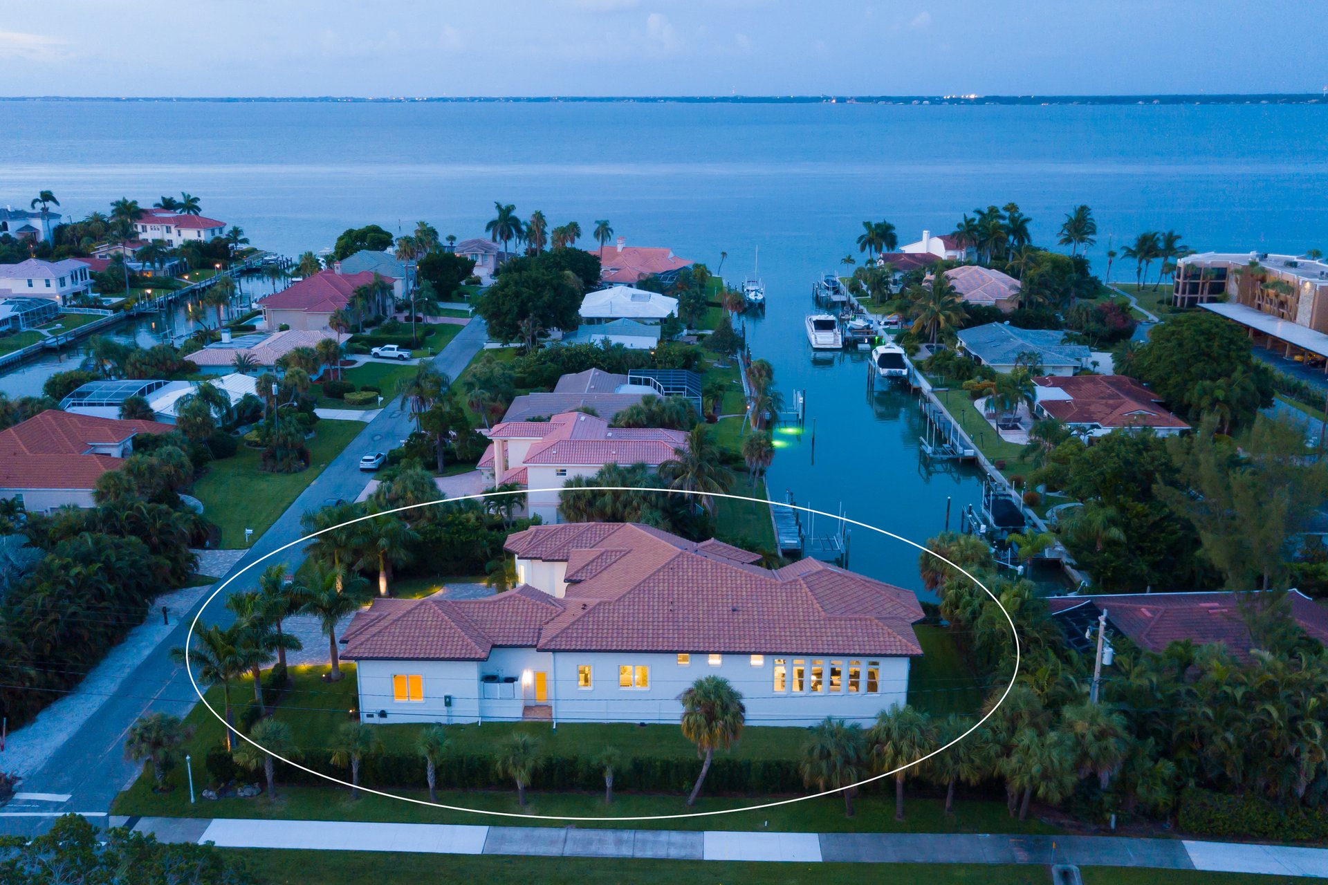 500 Ketch Lane, Country Club Shores, Longboat Key