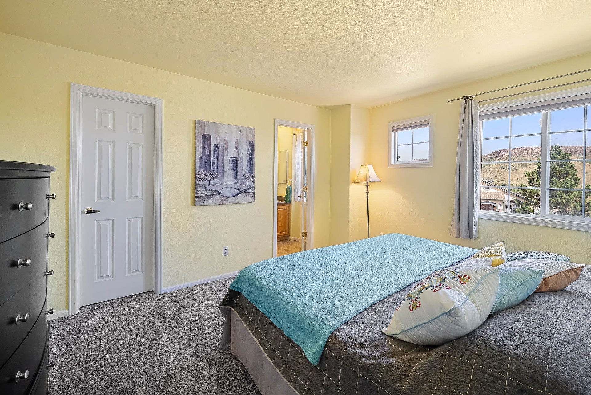 376 Mesa View Way