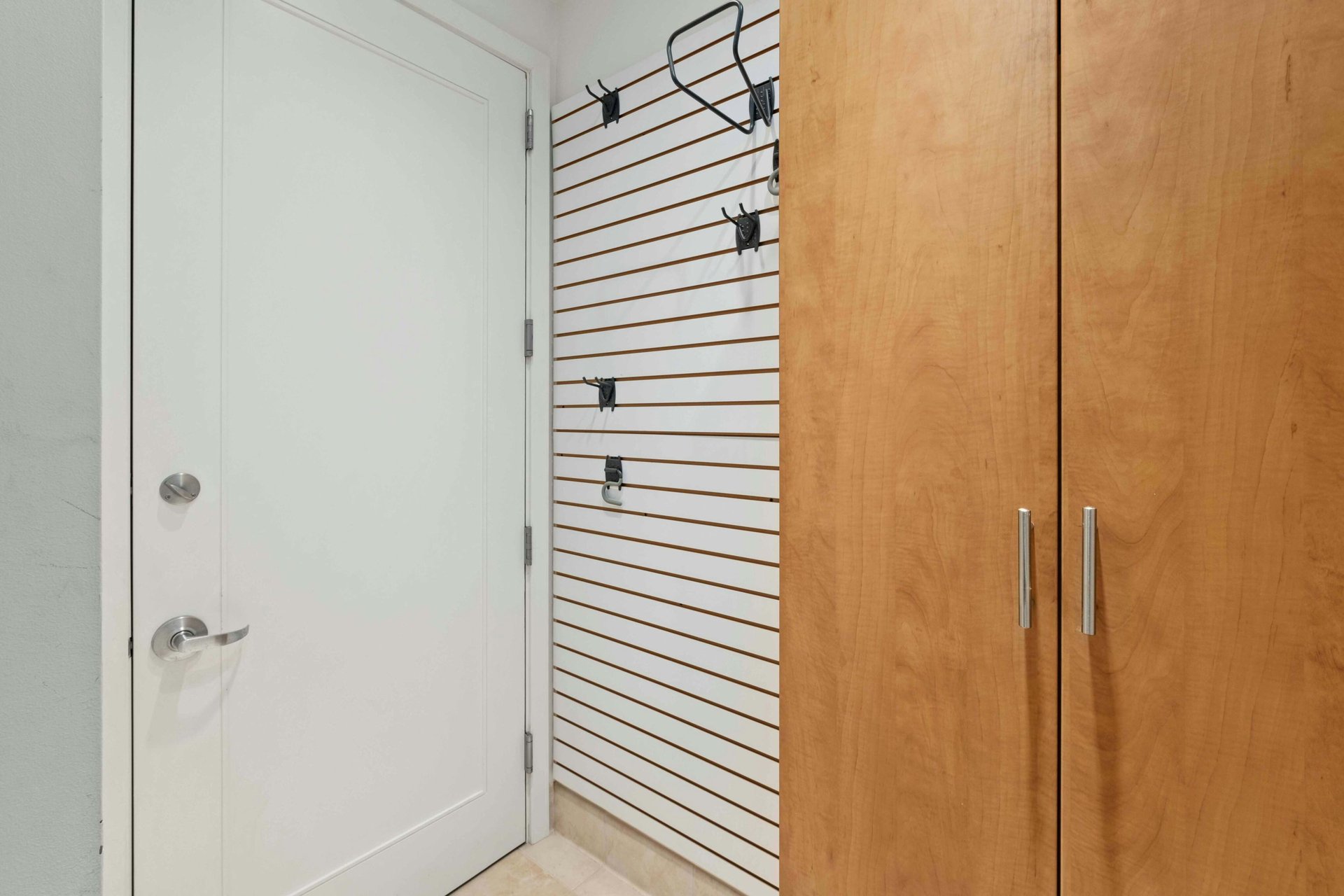 200 Congress Ave #30H 
