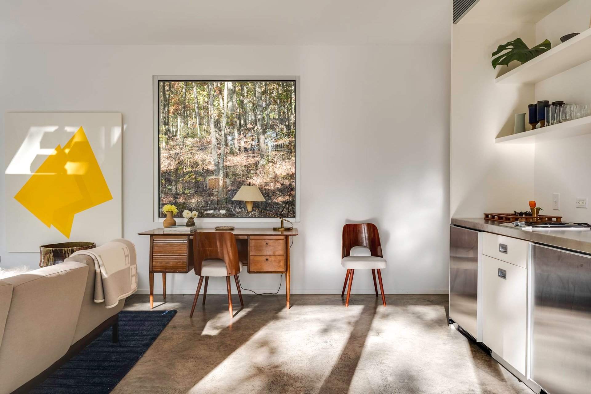 "The Glass House," A Design Icon on 2.9 Buildable Acres