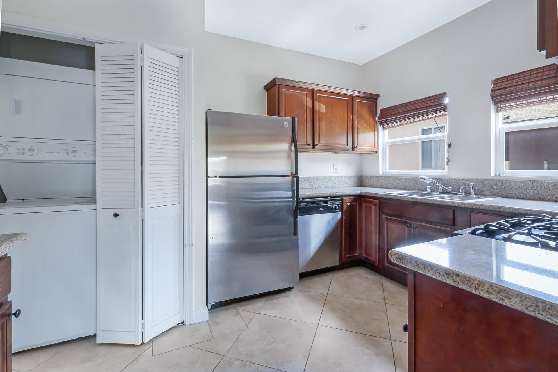 Excellent Opportunity. 5-Units at Strong Current 5.6% Cap in Wilshire HIghlands