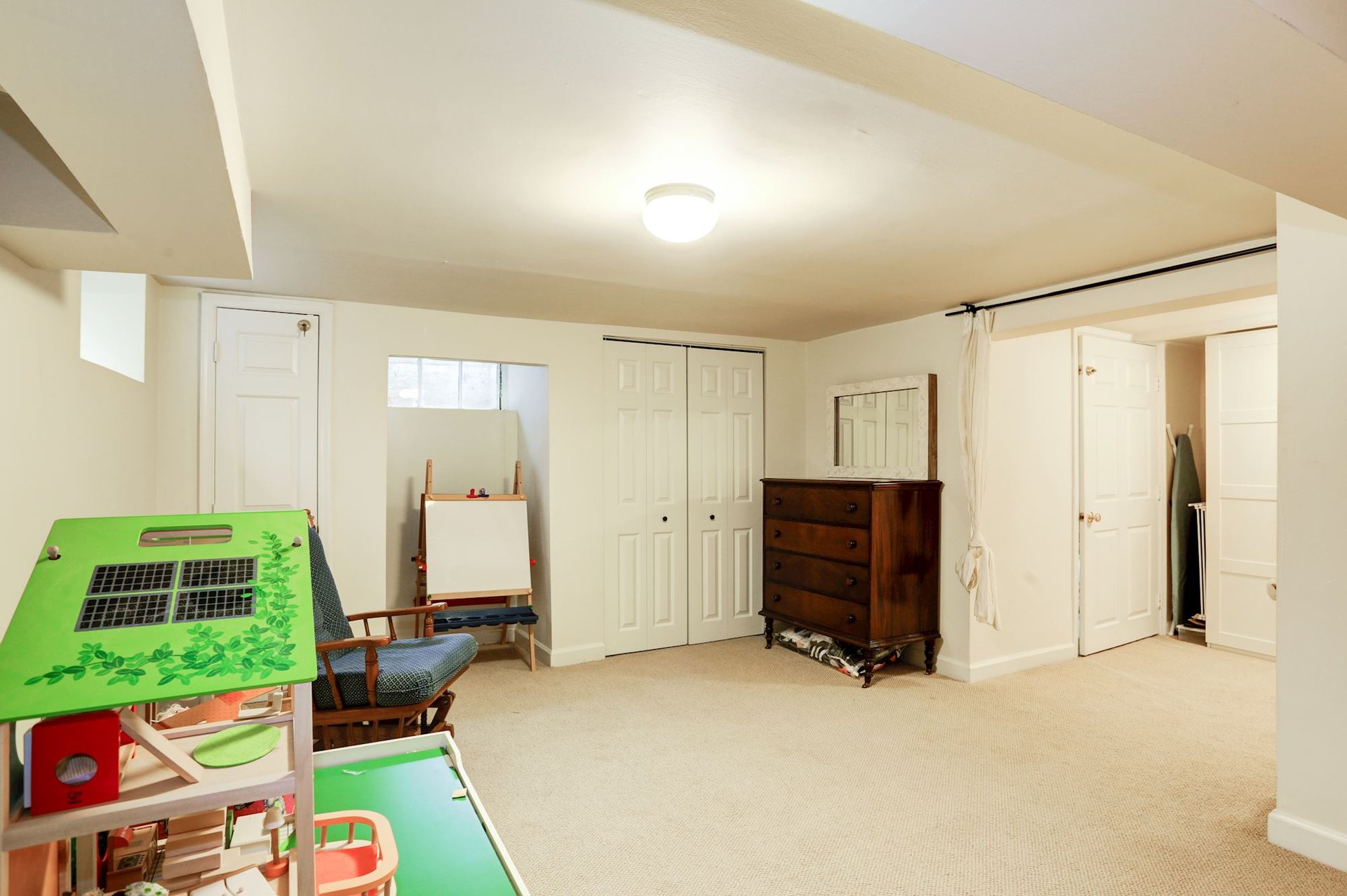 2811 Ridge Rd Dr