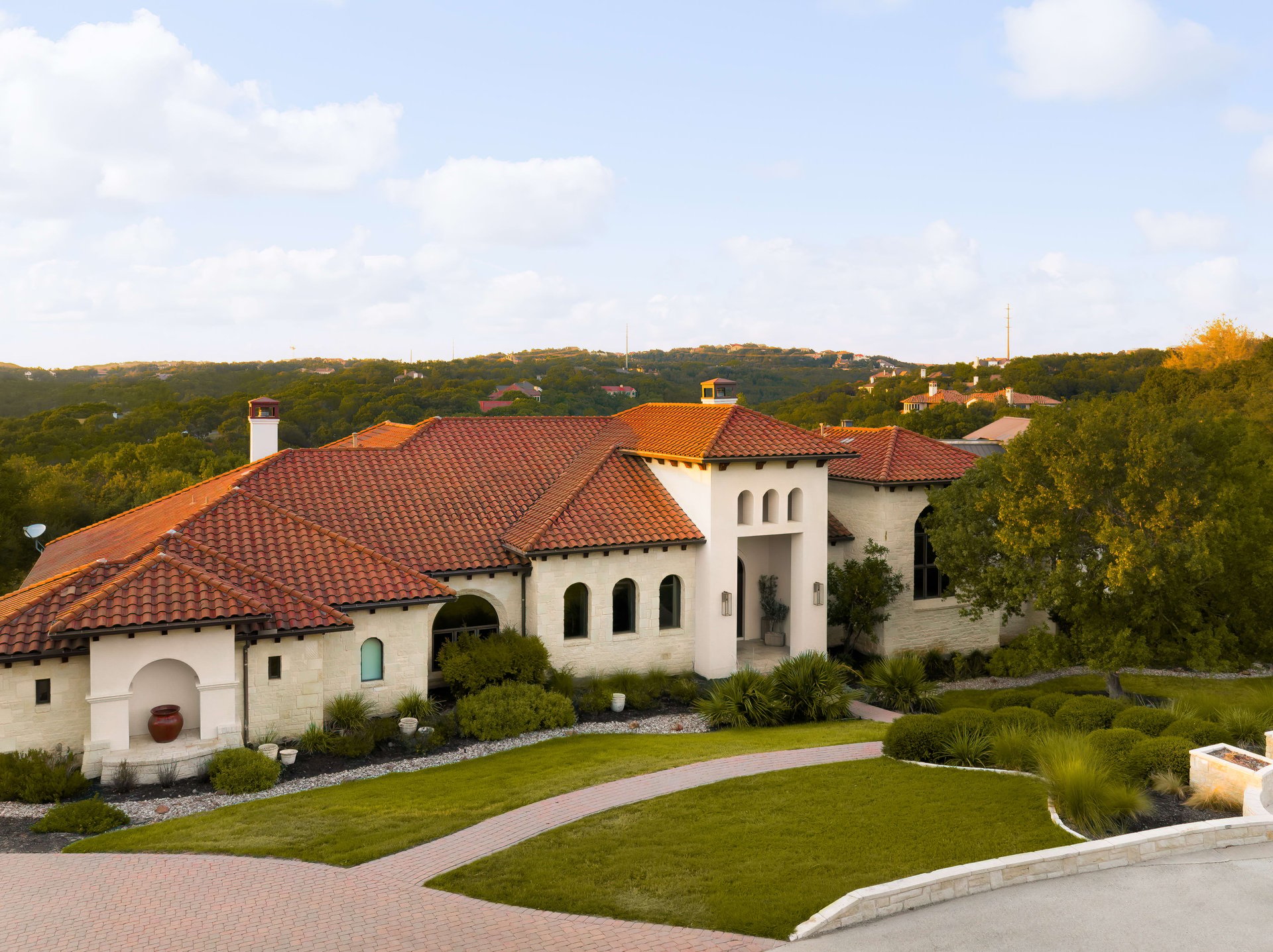 916 Barton Creek Blvd