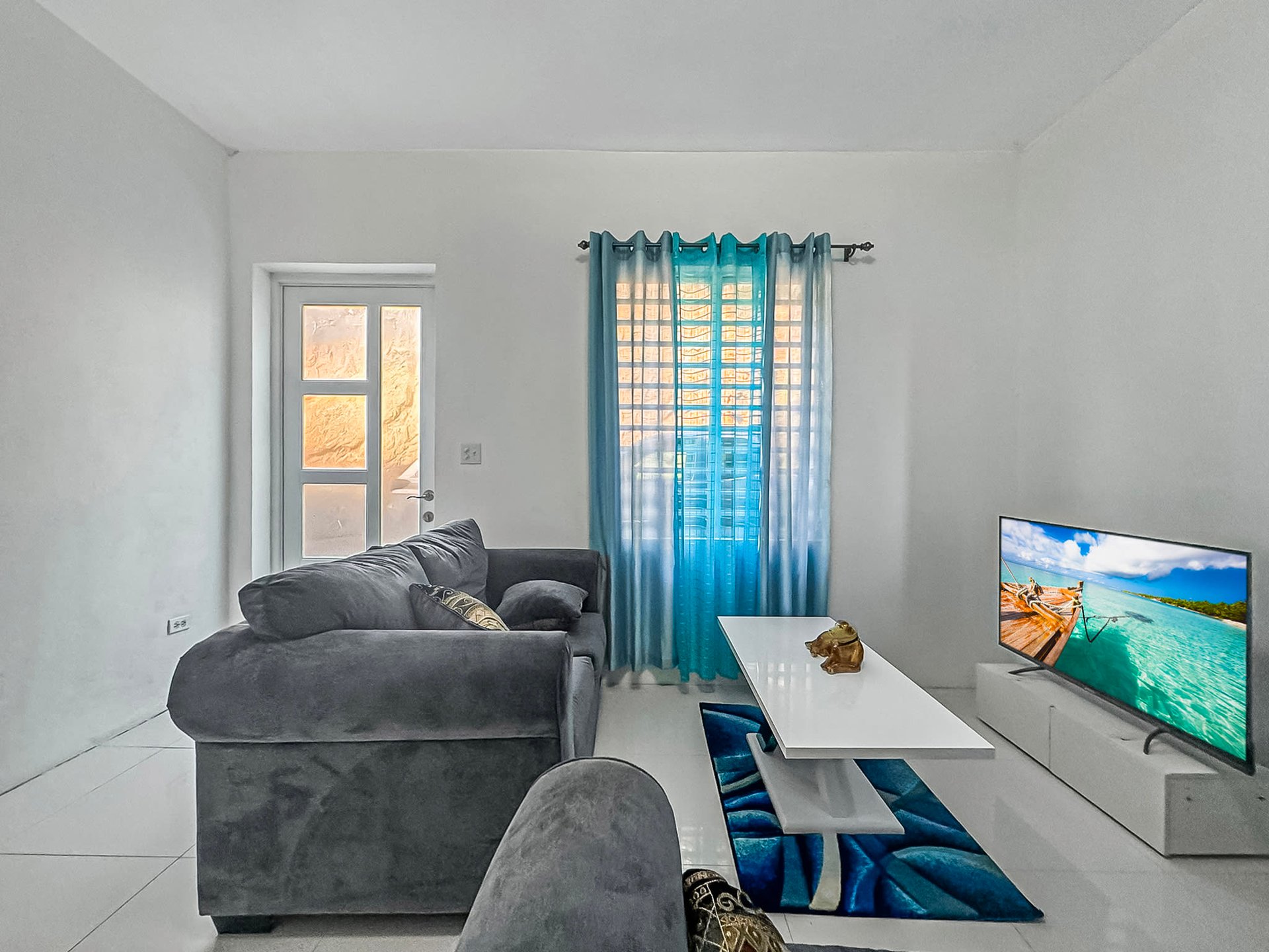 957 Greenland 1 Bedroom Apartment 