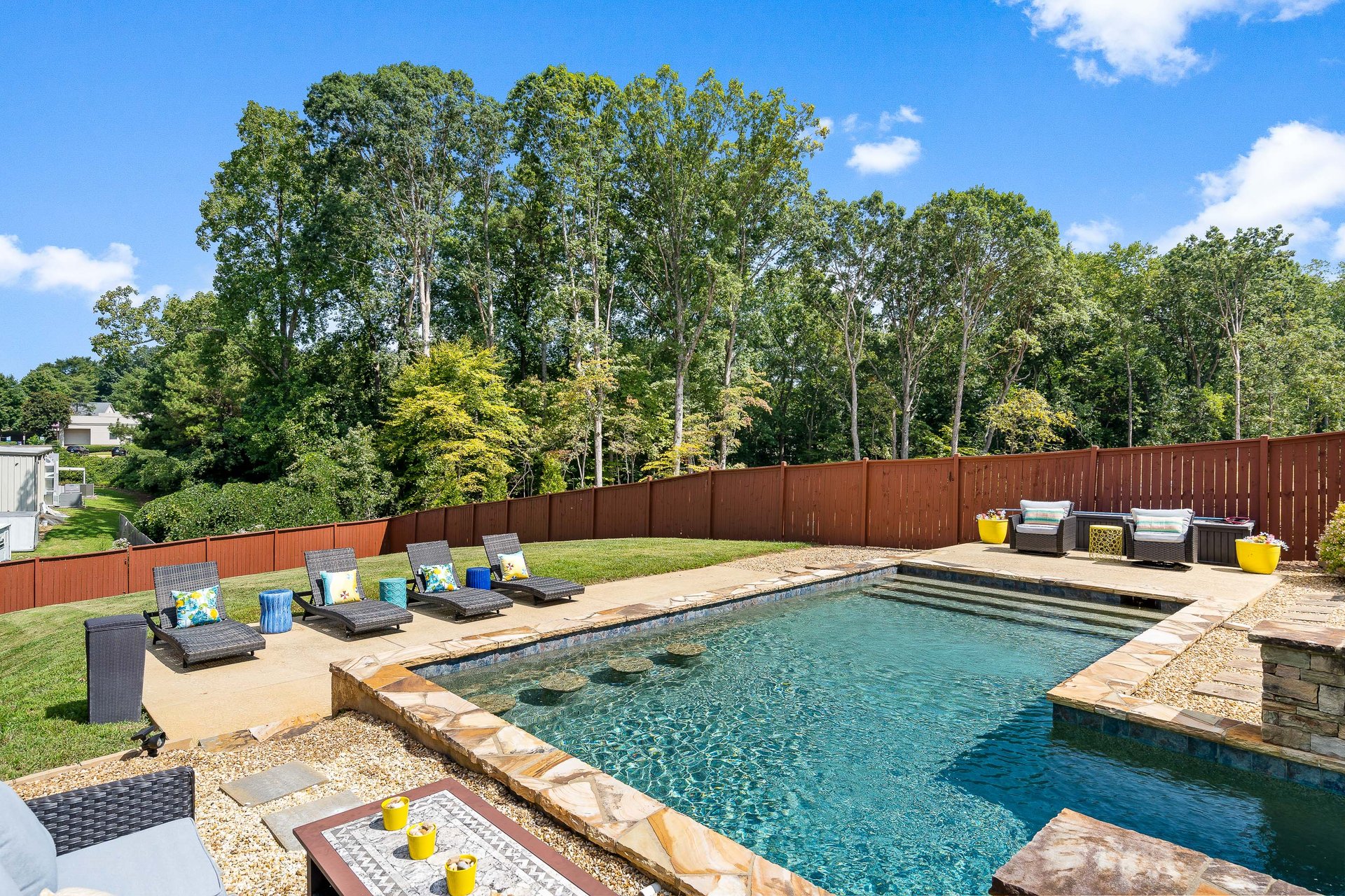 3574 S Sherwood Rd SE, Smyrna, GA 30082