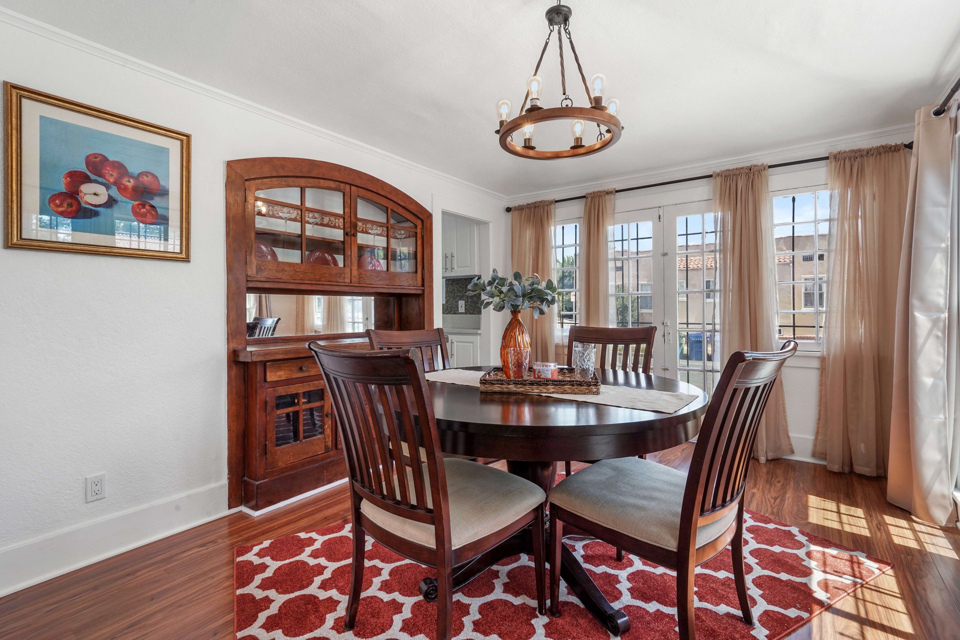 Light and Bright Remodeled Country English in Mid Los Angeles!
