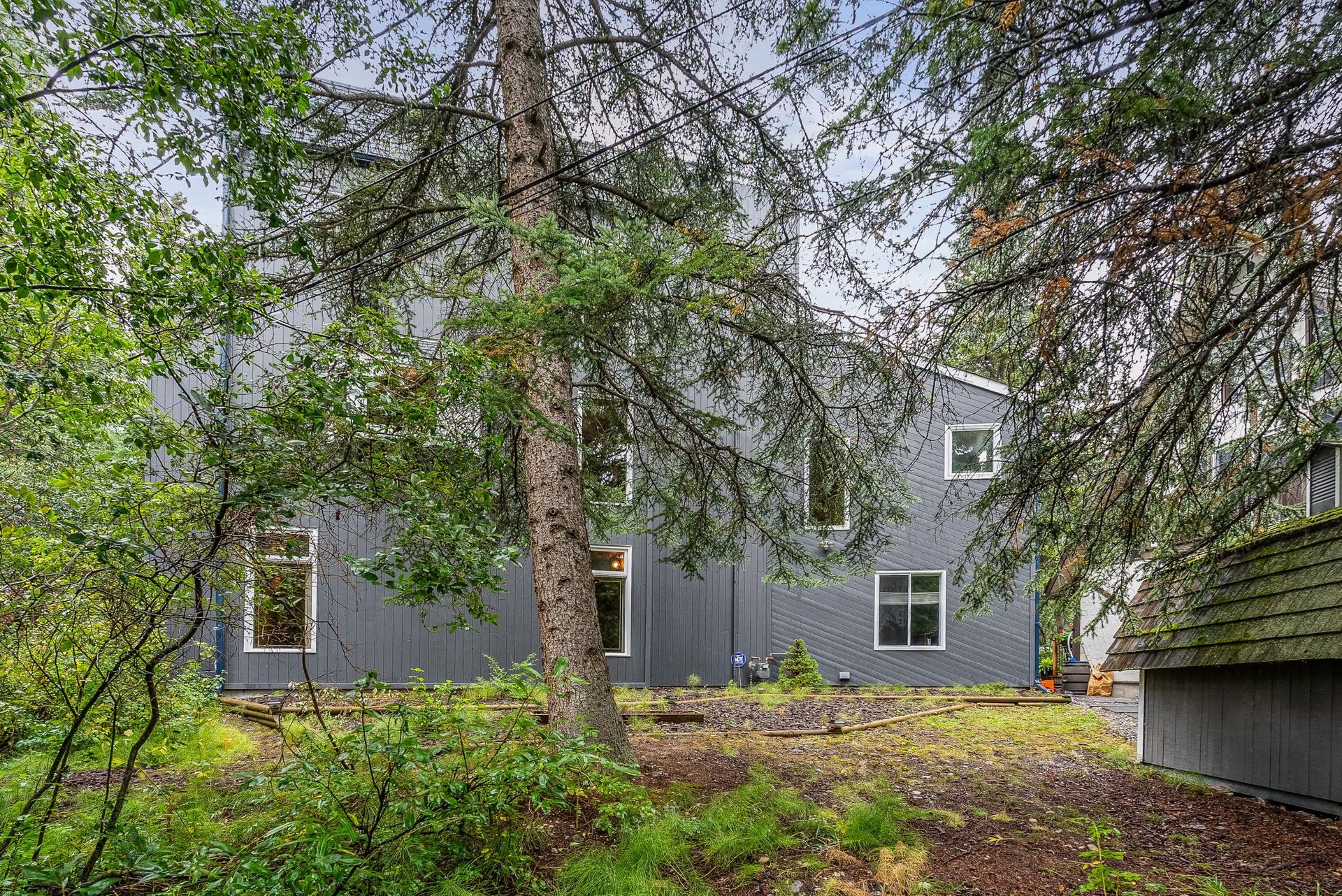 3 Spring Creek Crescent