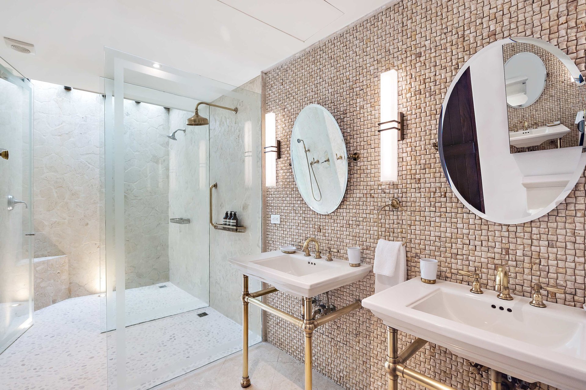 27 Cartagena | Unique Luxury Beachfront Home