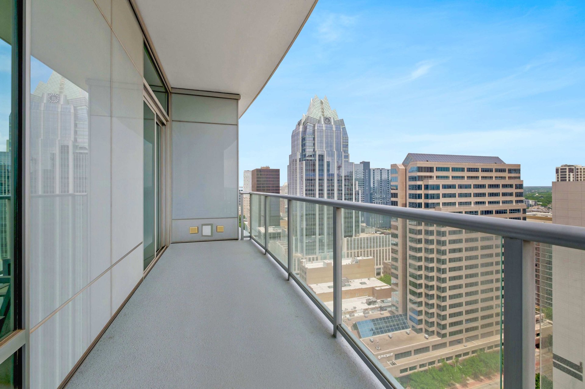 200 Congress Ave #24B