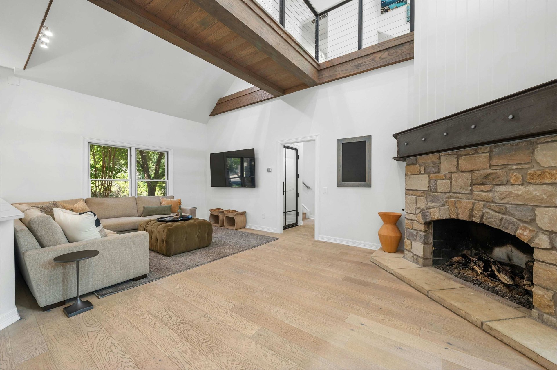 2928 Chatelaine Drive