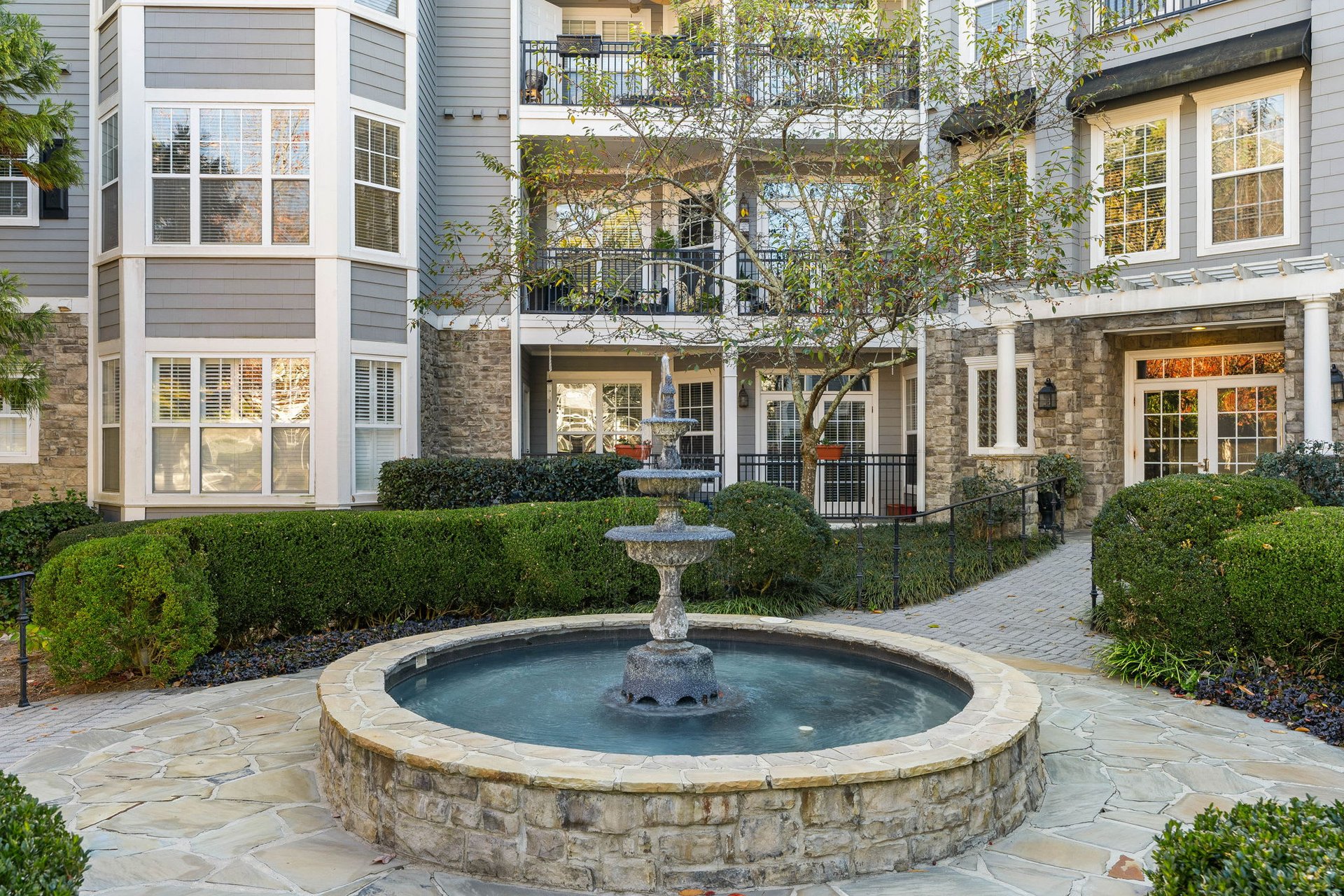 4100 Paces Walk SE, Unit#1107 Atlanta, Georgia 30339