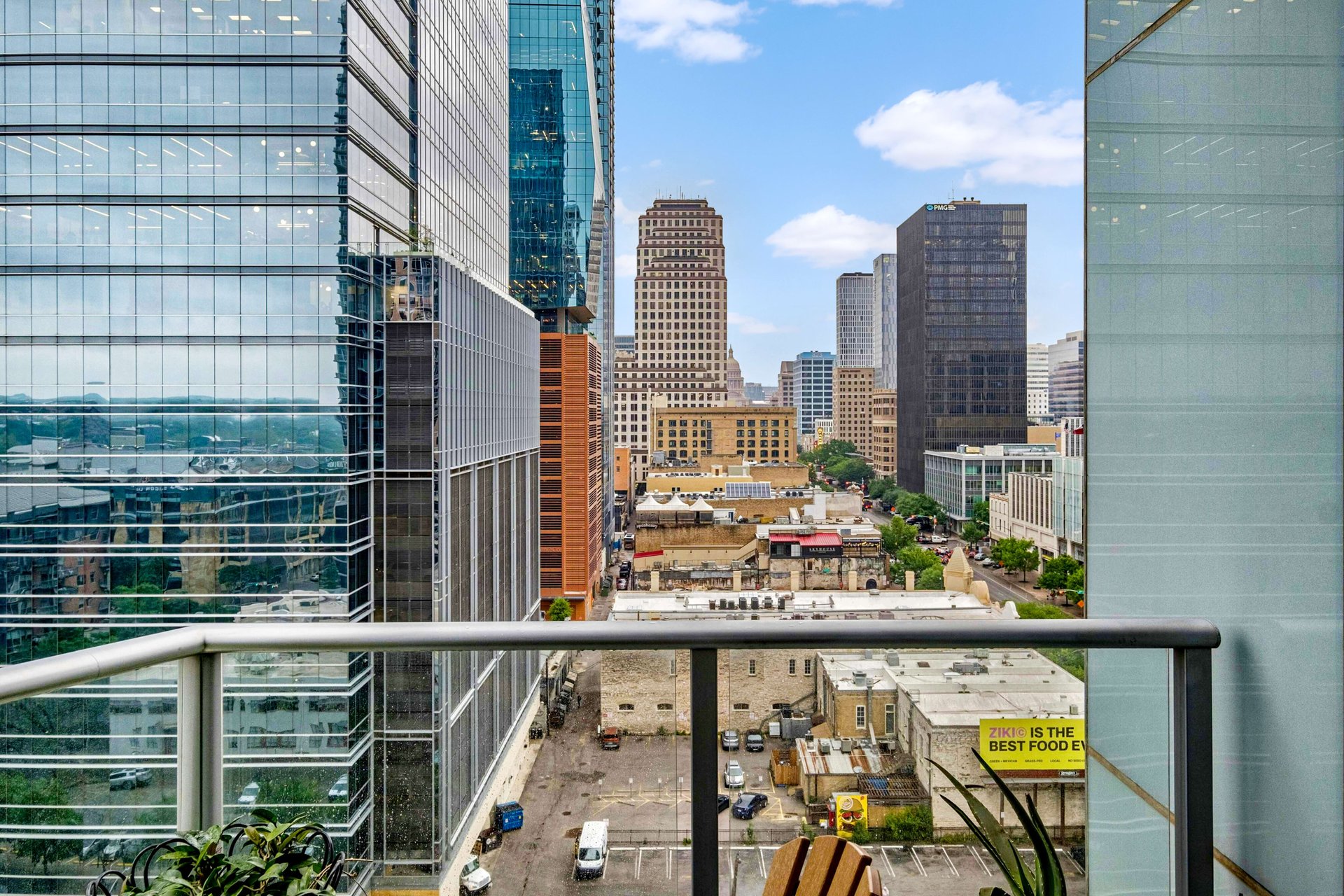 200 Congress Ave #12E