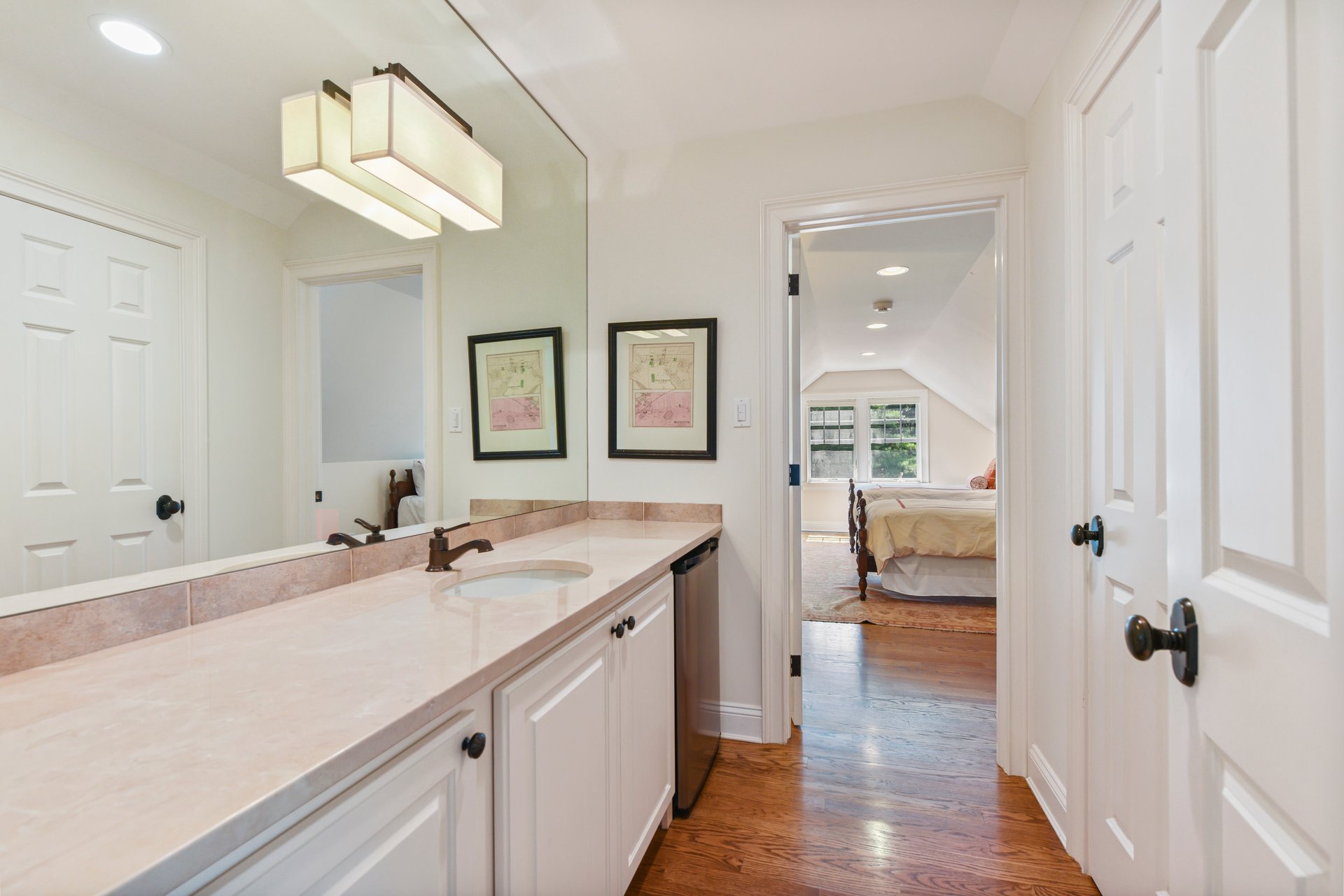 270 Ferry Rd