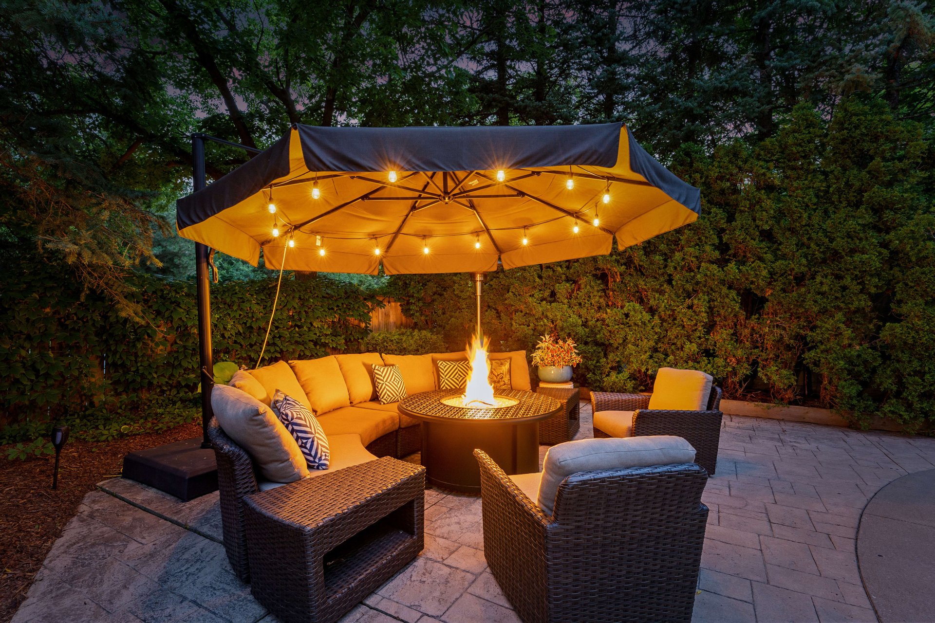Elegant Living in Glen Abbey