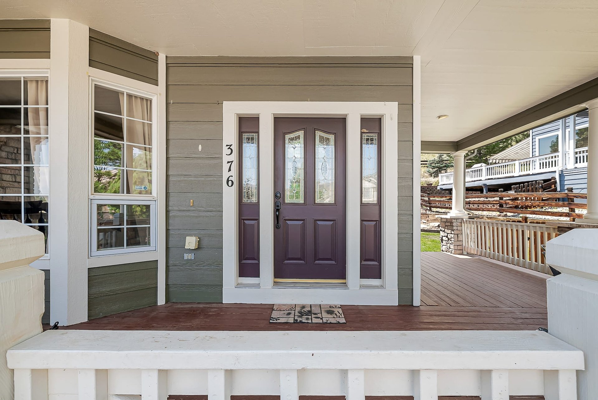 376 Mesa View Way