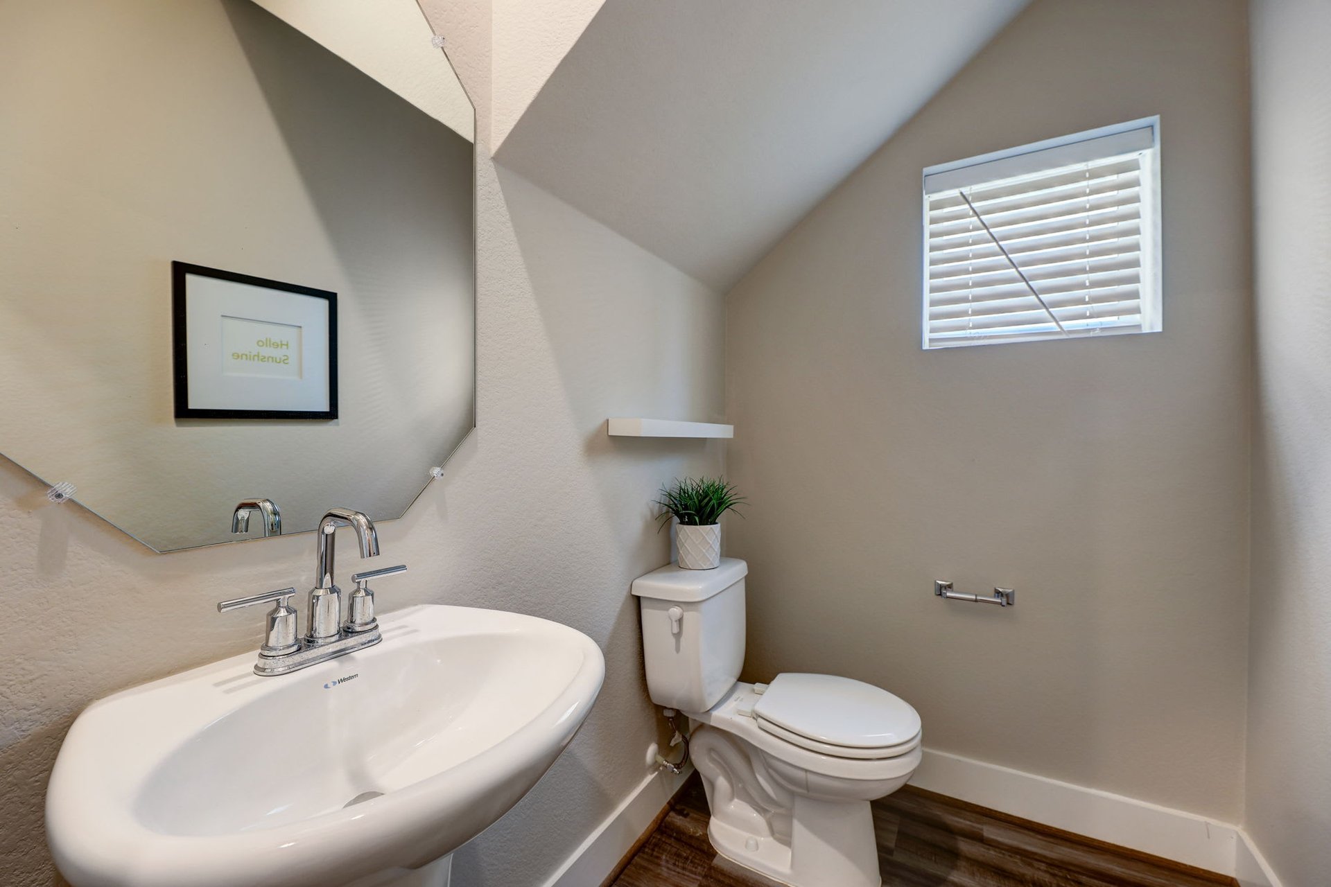 Stunning 2021 Meritage Home in Easton Park with FREE Solar Panels! Better Priced Than New Builds and Move-In Ready!