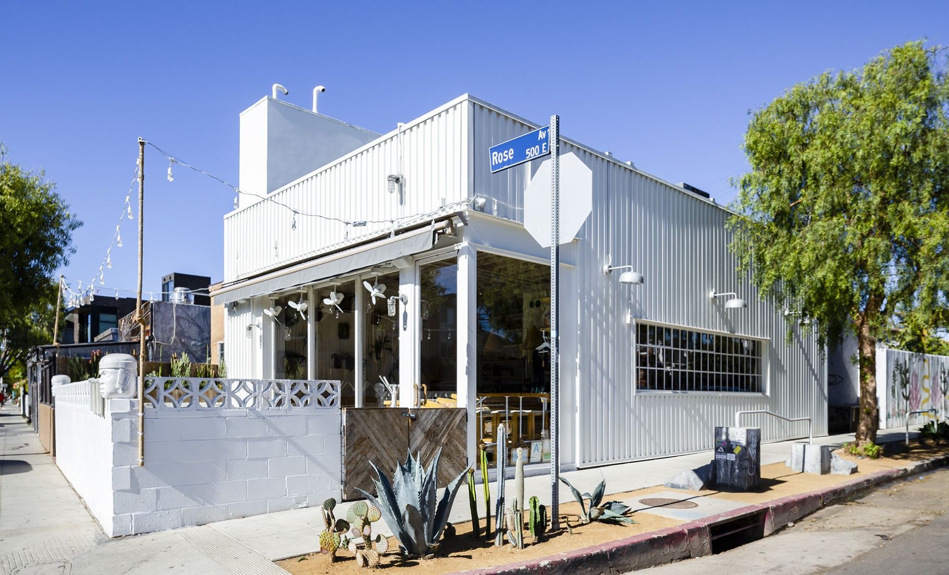 533 Rose Ave