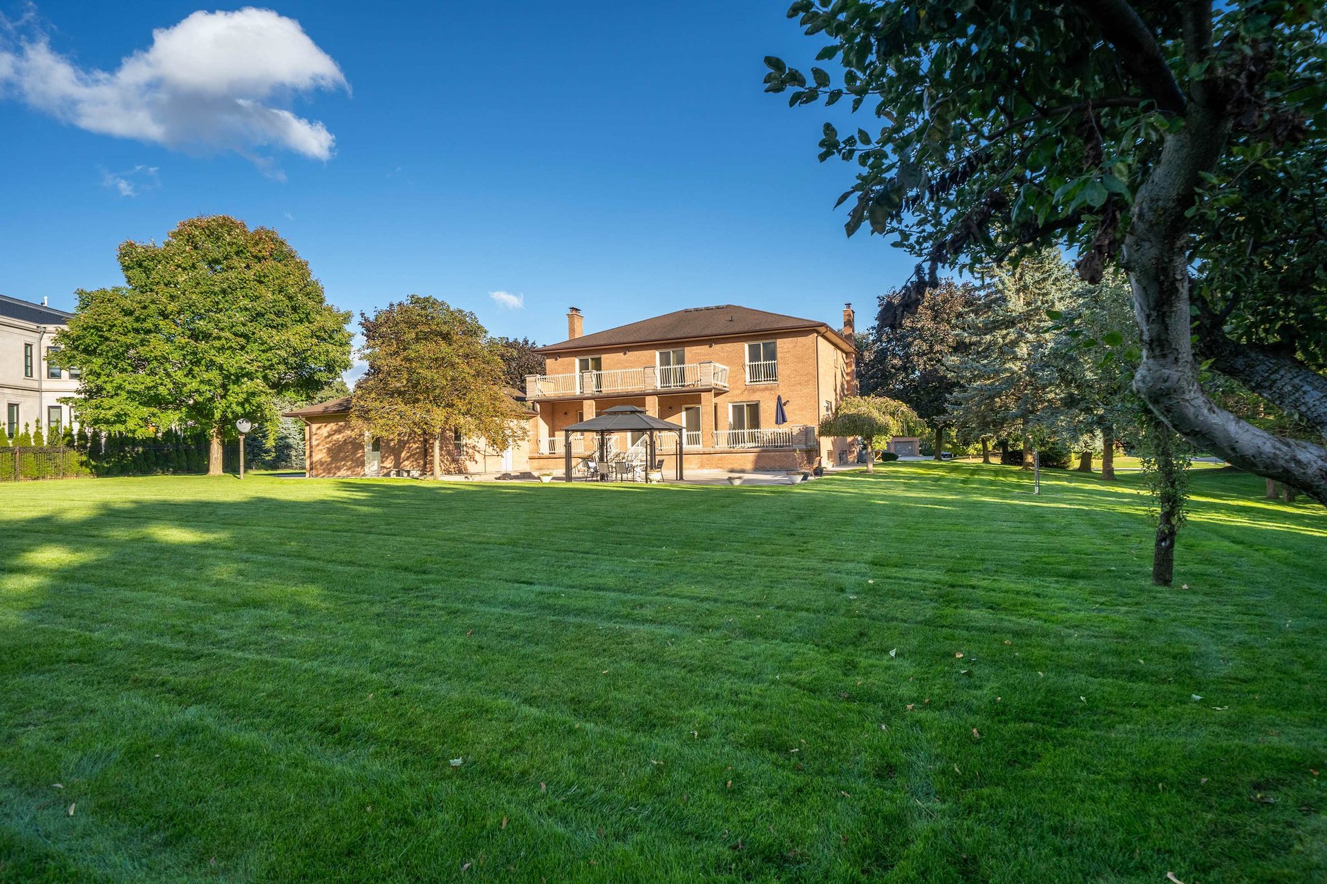 72 Balding Blvd, Vaughan Ontario (National Estates)