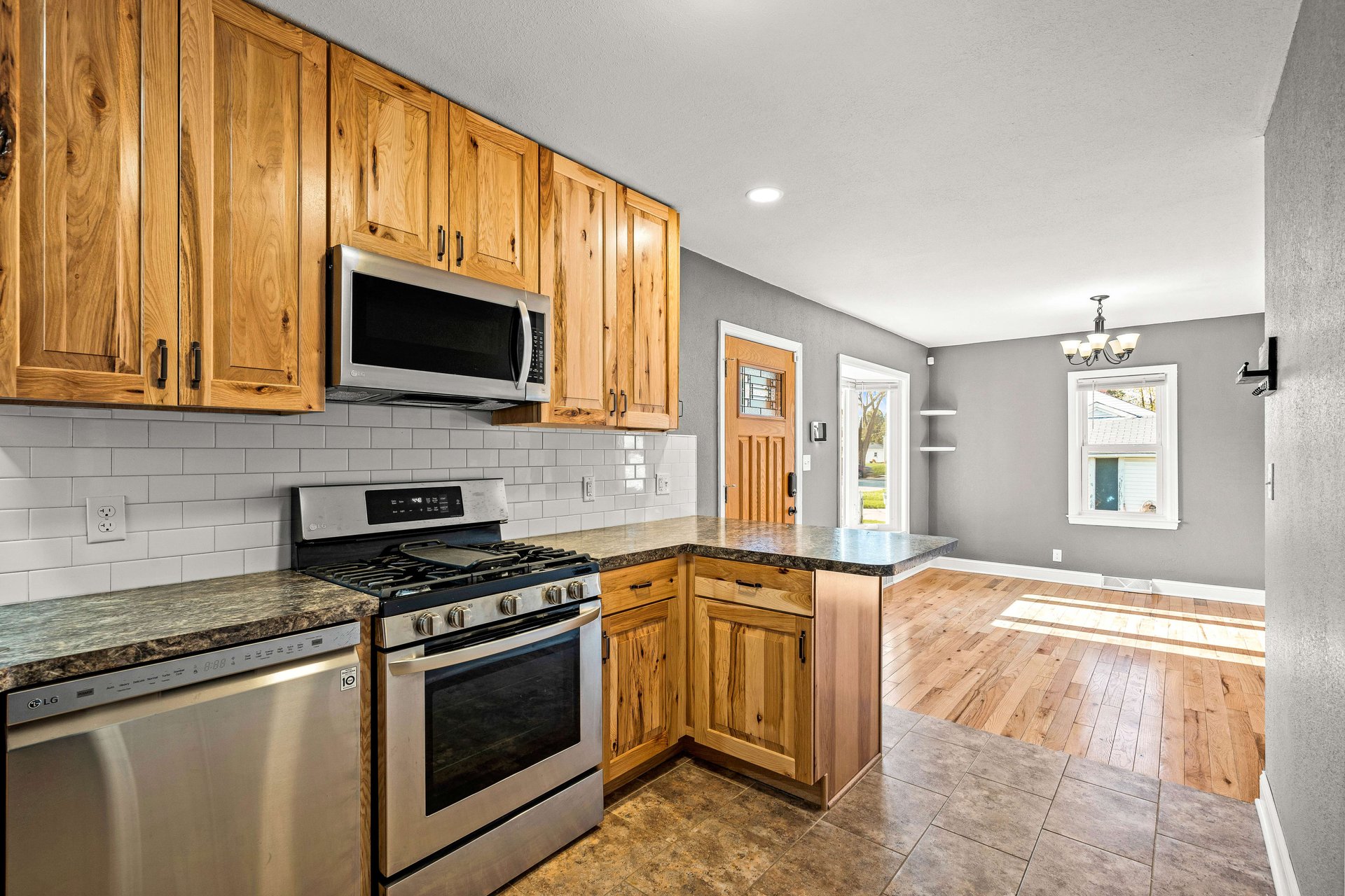 Renovated Bay View Colonial