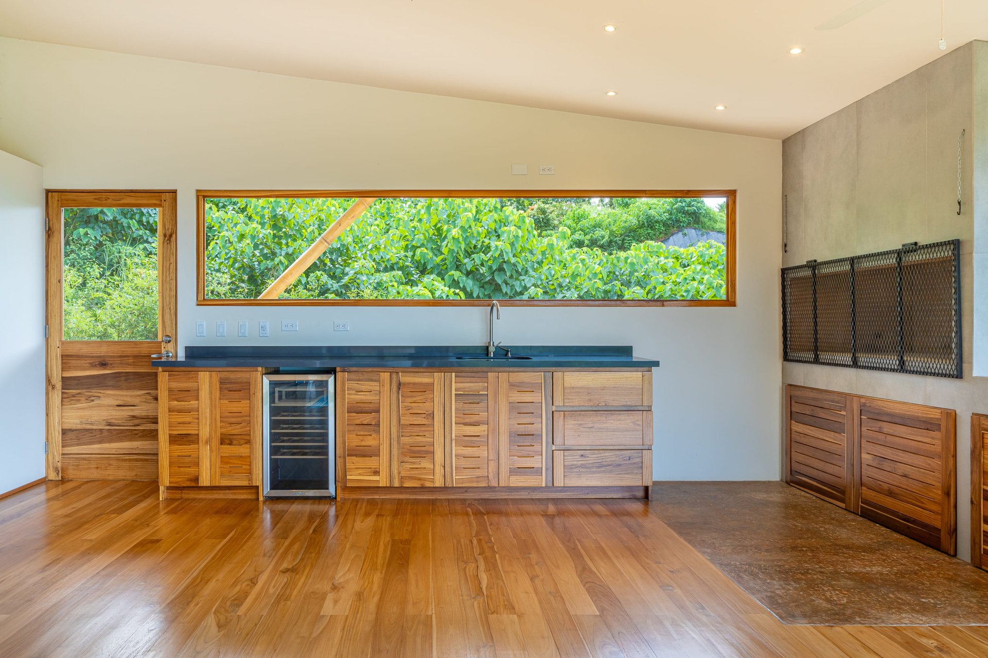 MarMistique Haven, Modern Tropical Home with Panoramic Ocean Views!