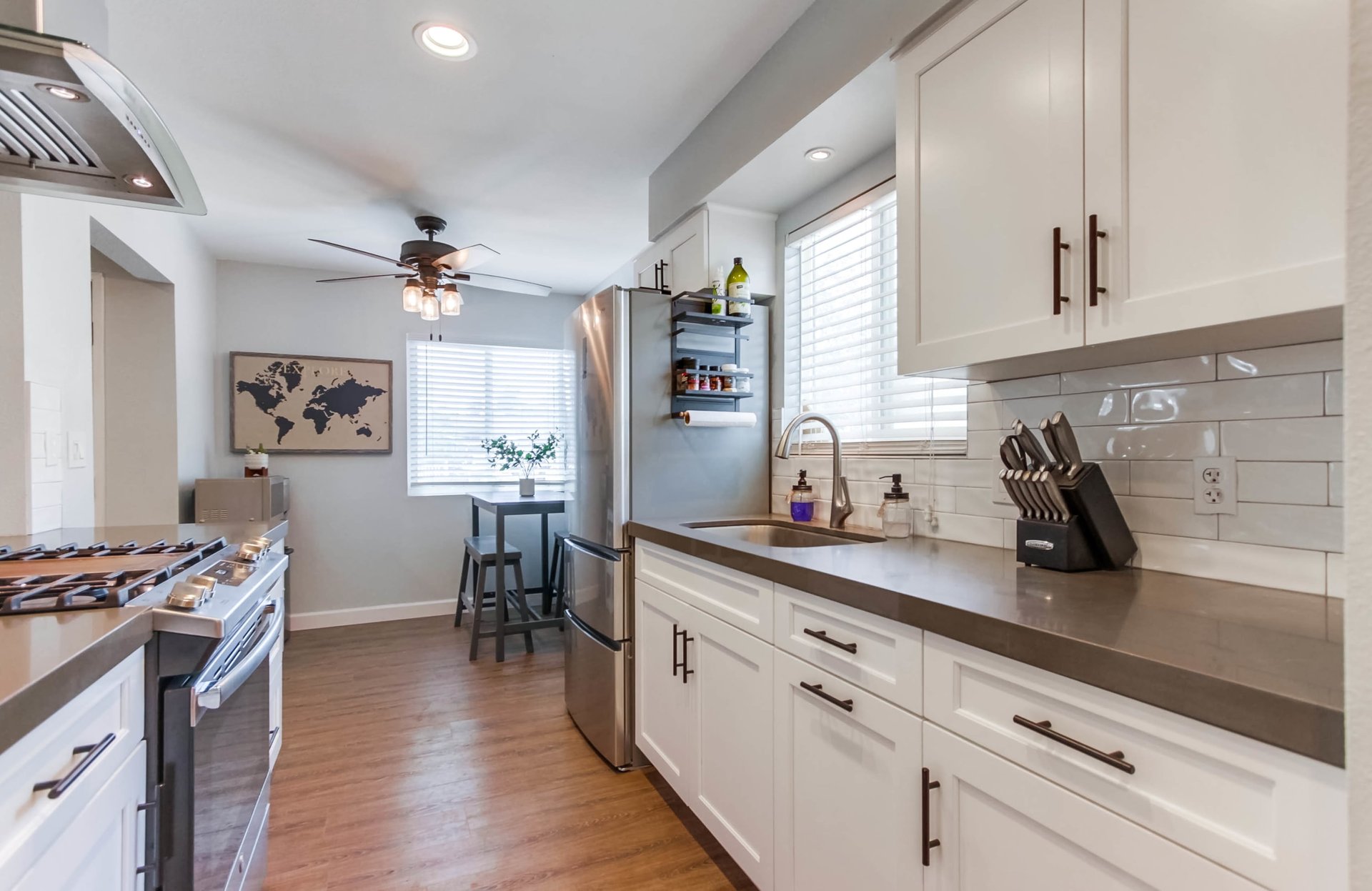 1607 Calle Colorado