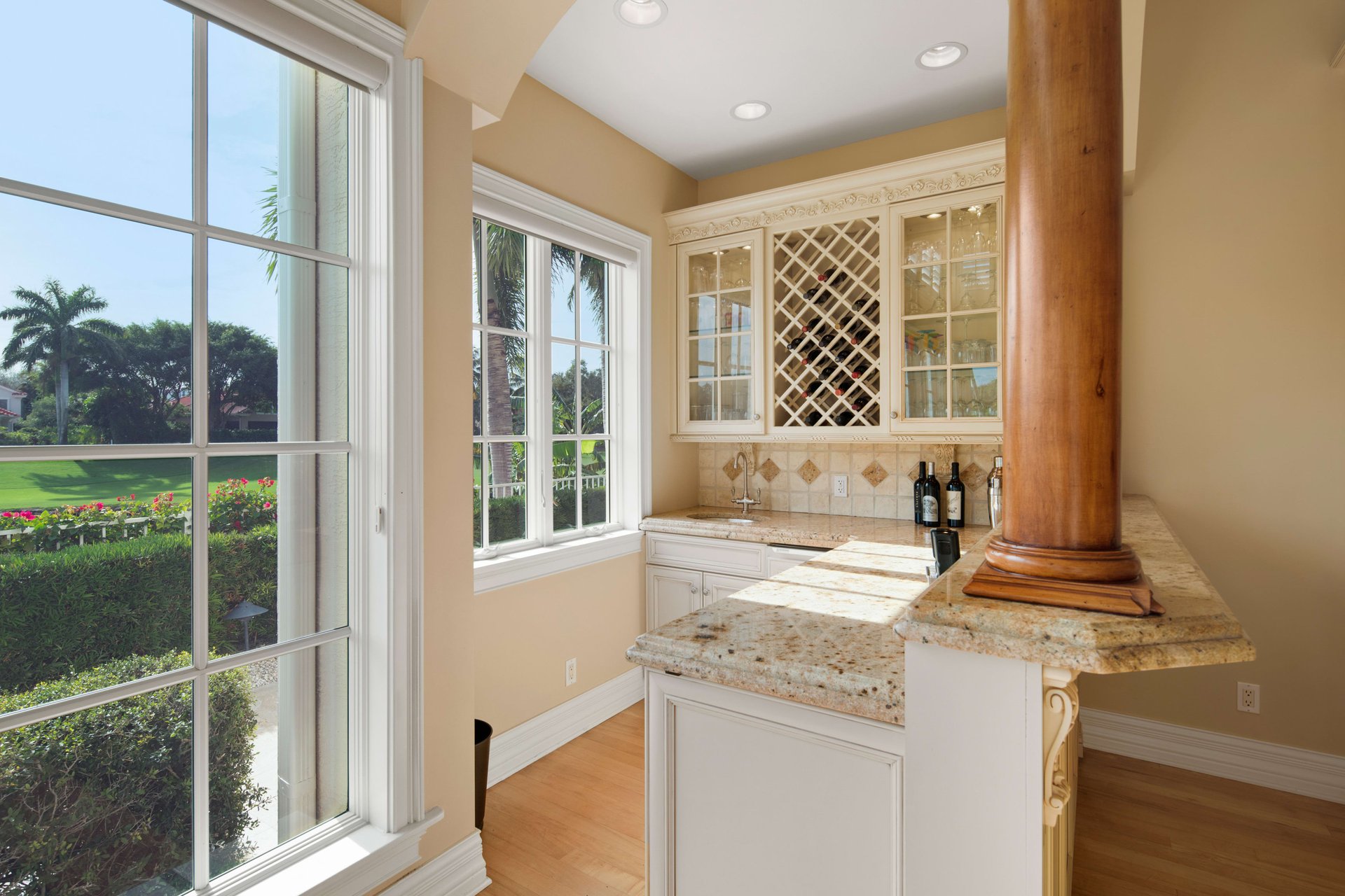 693 Jamestown Lane