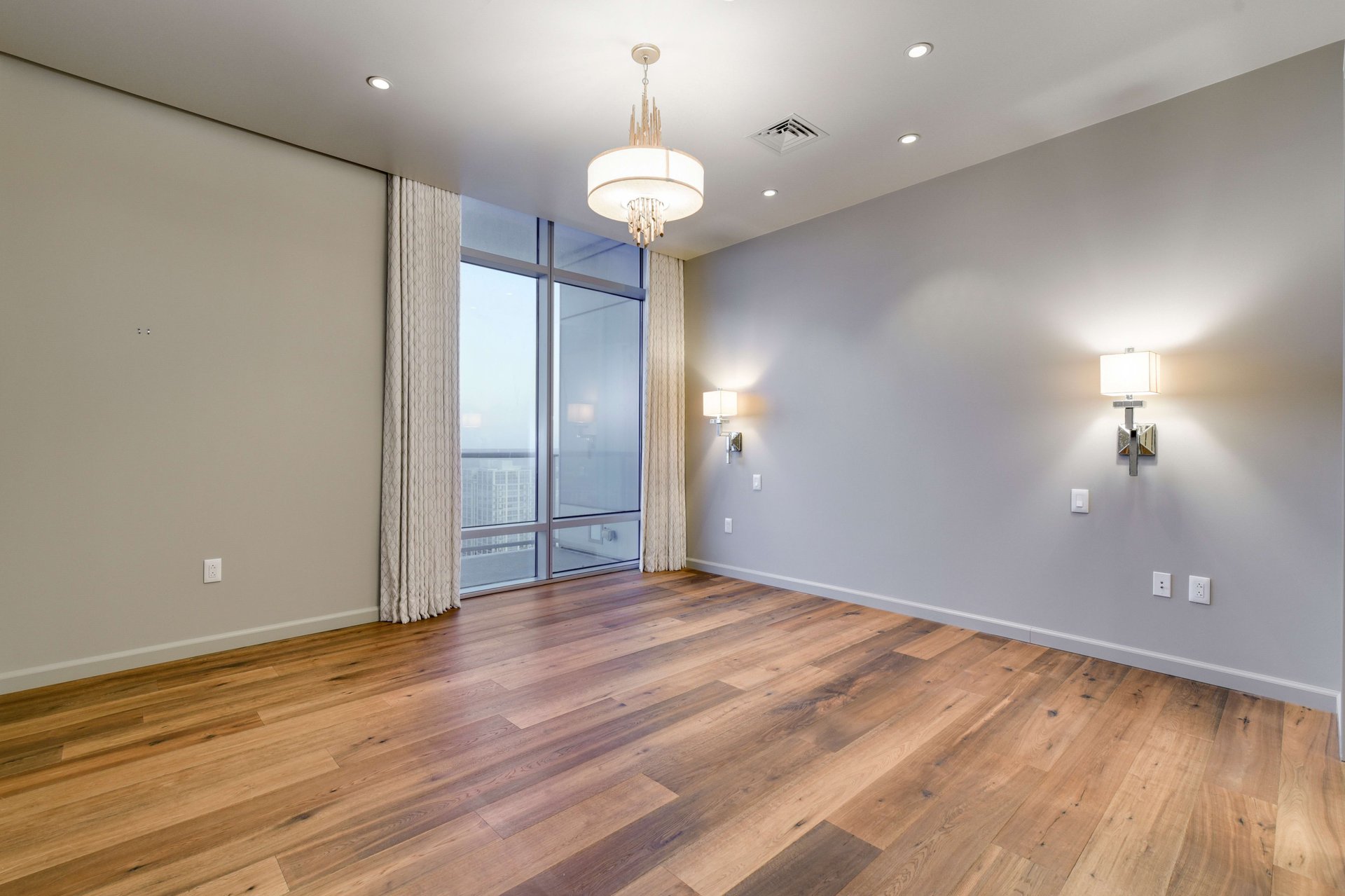 200 Congress Ave #38NE