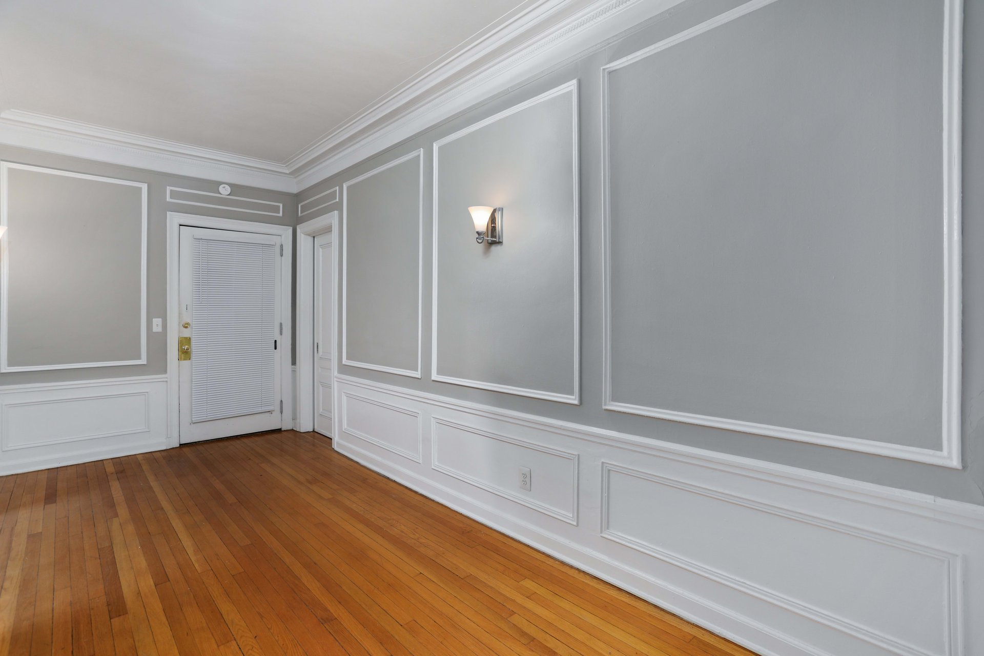 2900 E Jefferson Avenue Unit: A100