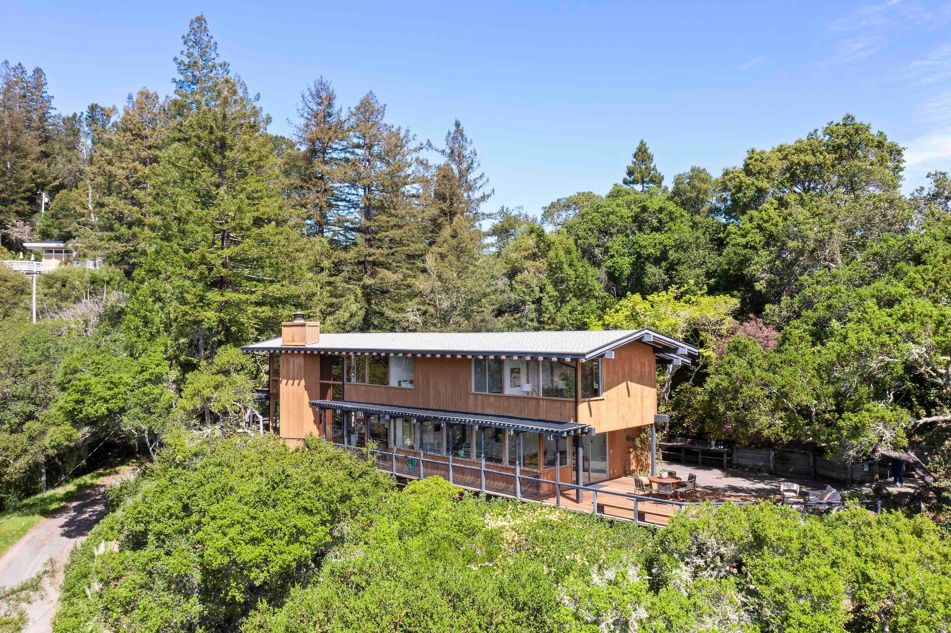 405 Crown Rd