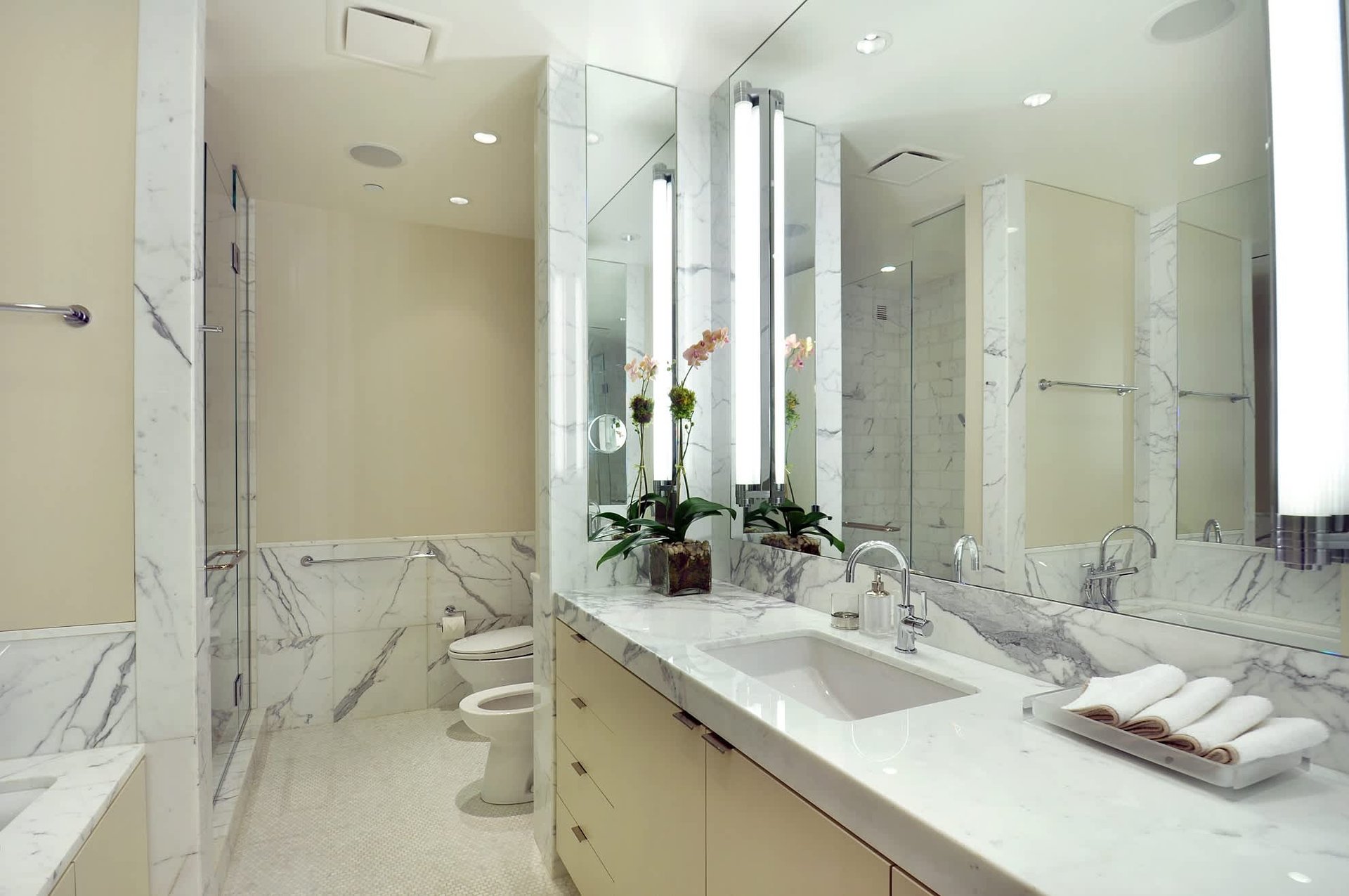 151 East 58 Street, 48B