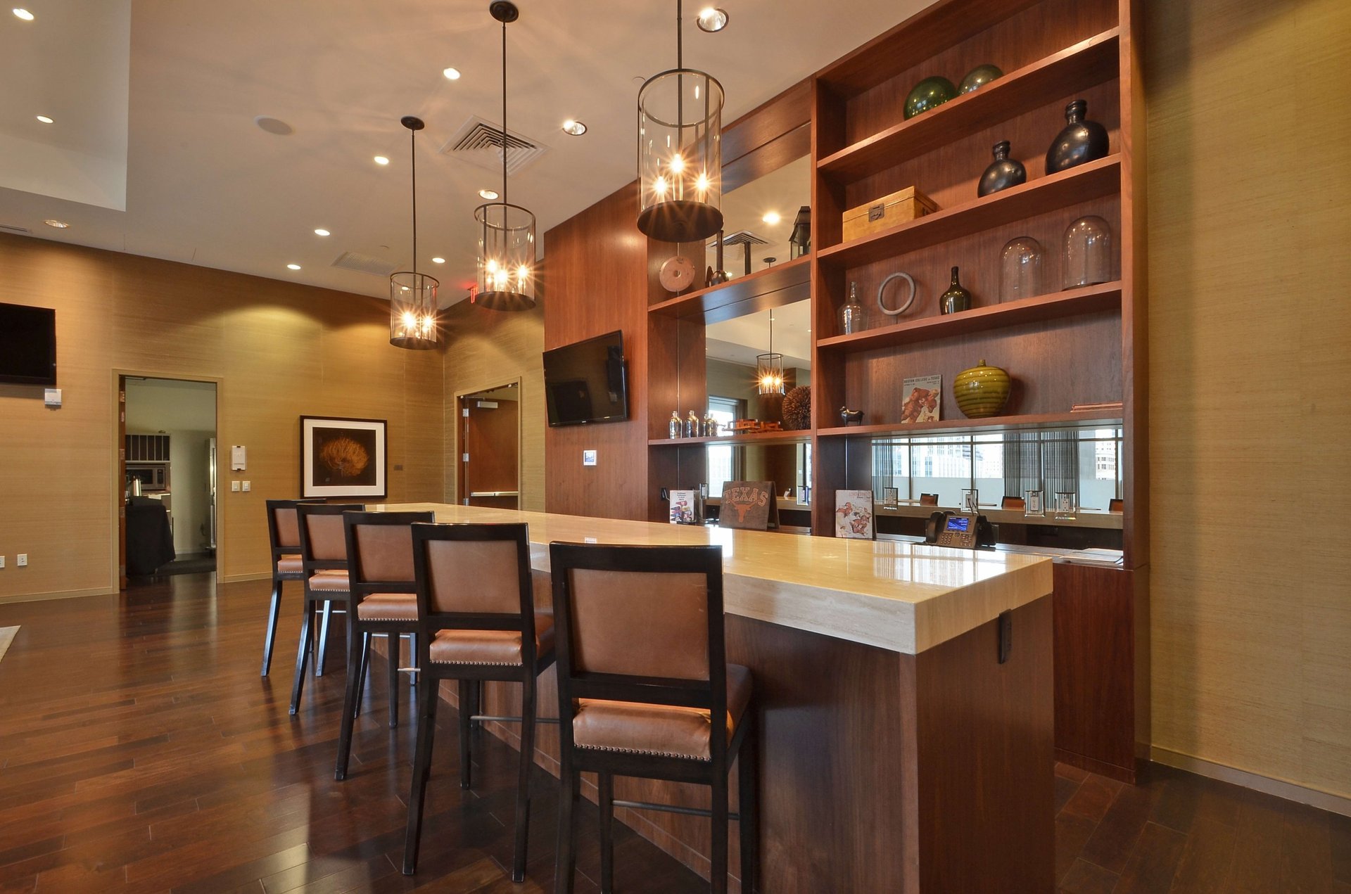 200 Congress Ave #44J