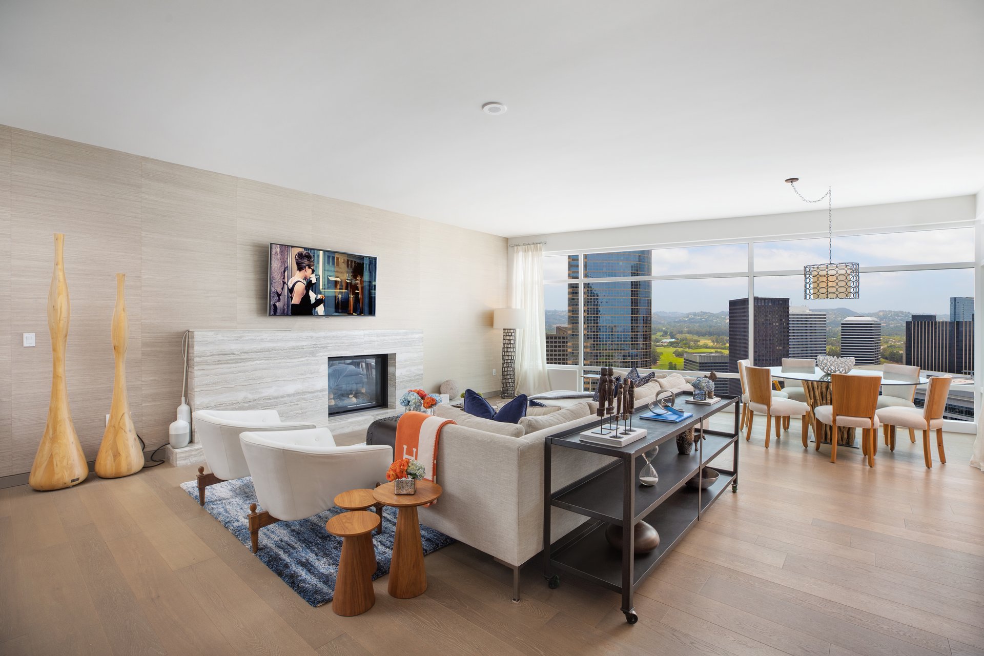 Spectacular Condominium in The Century