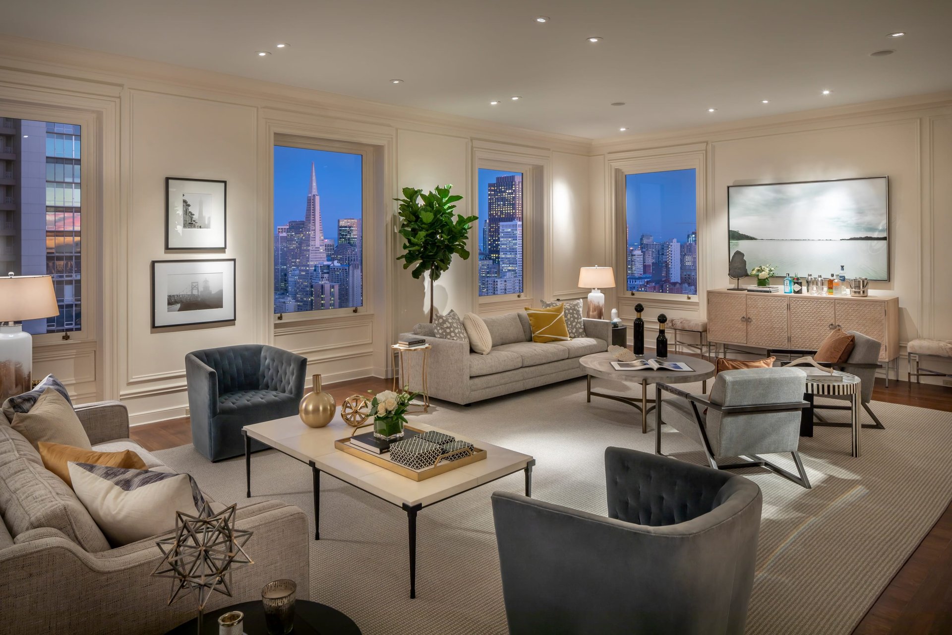 High Floor Apartment at 945 Green