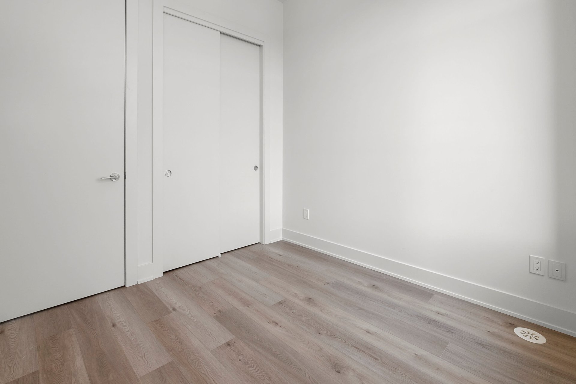 10 Andres Common, Unit 22