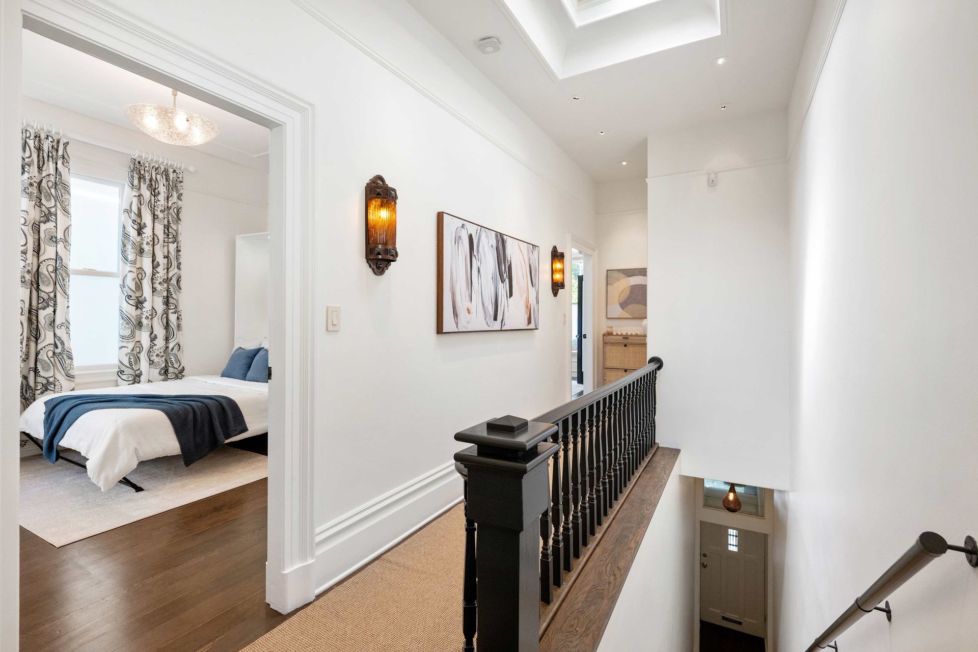 Full-Floor Flat in Vibrant San Francisco Location
