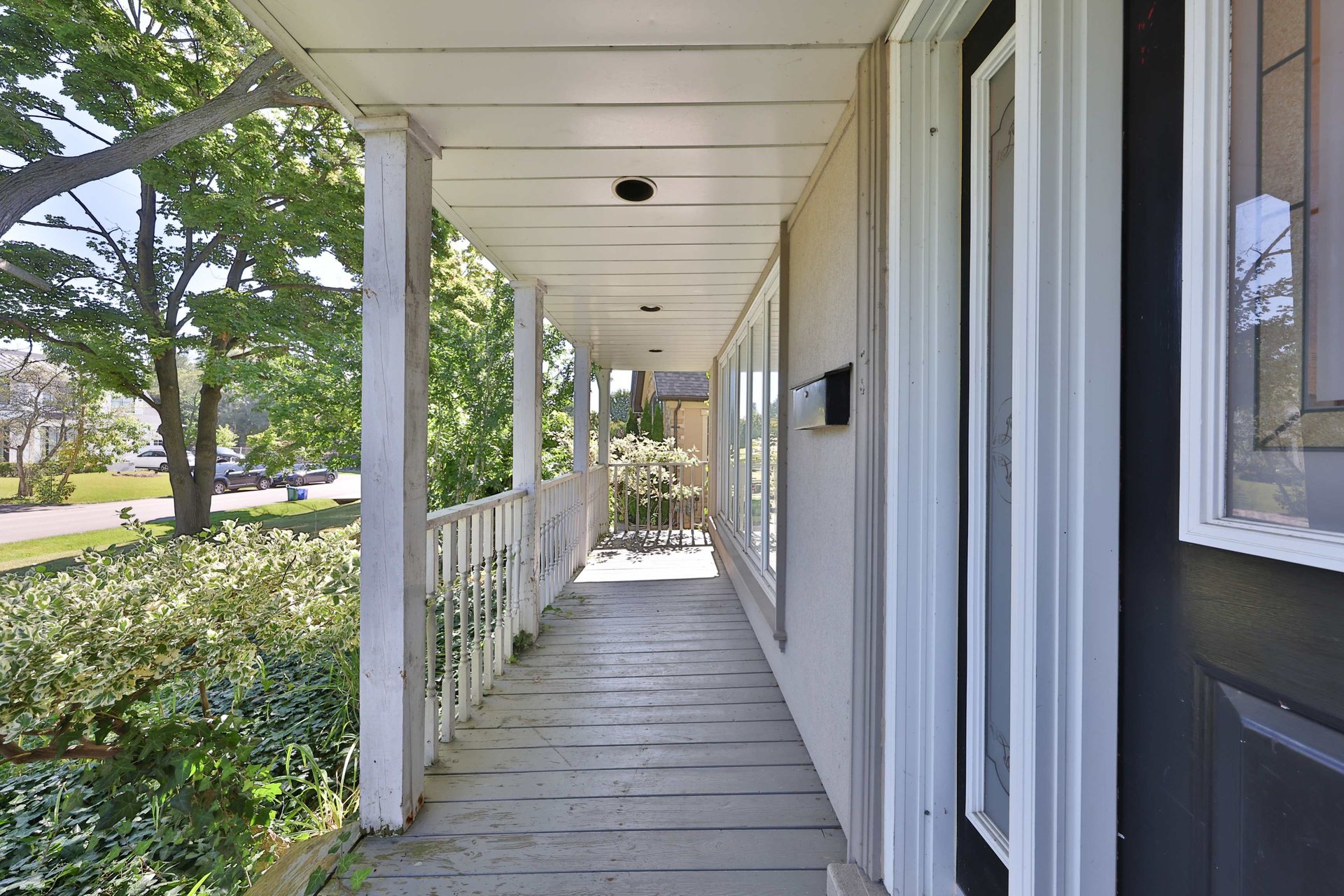 240 Tweedsdale Crescent Oakville