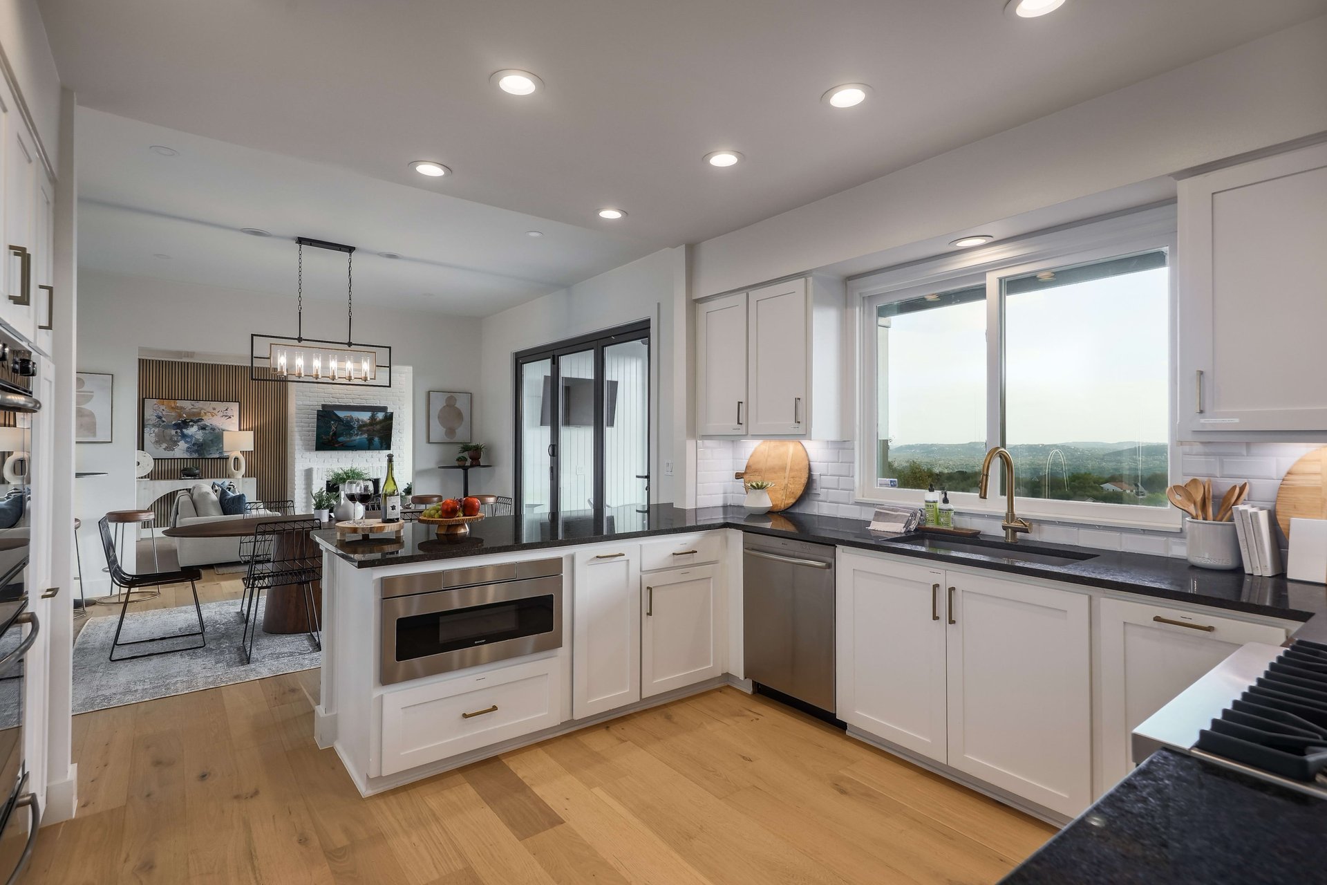 4303 Cat Mountain Drive
