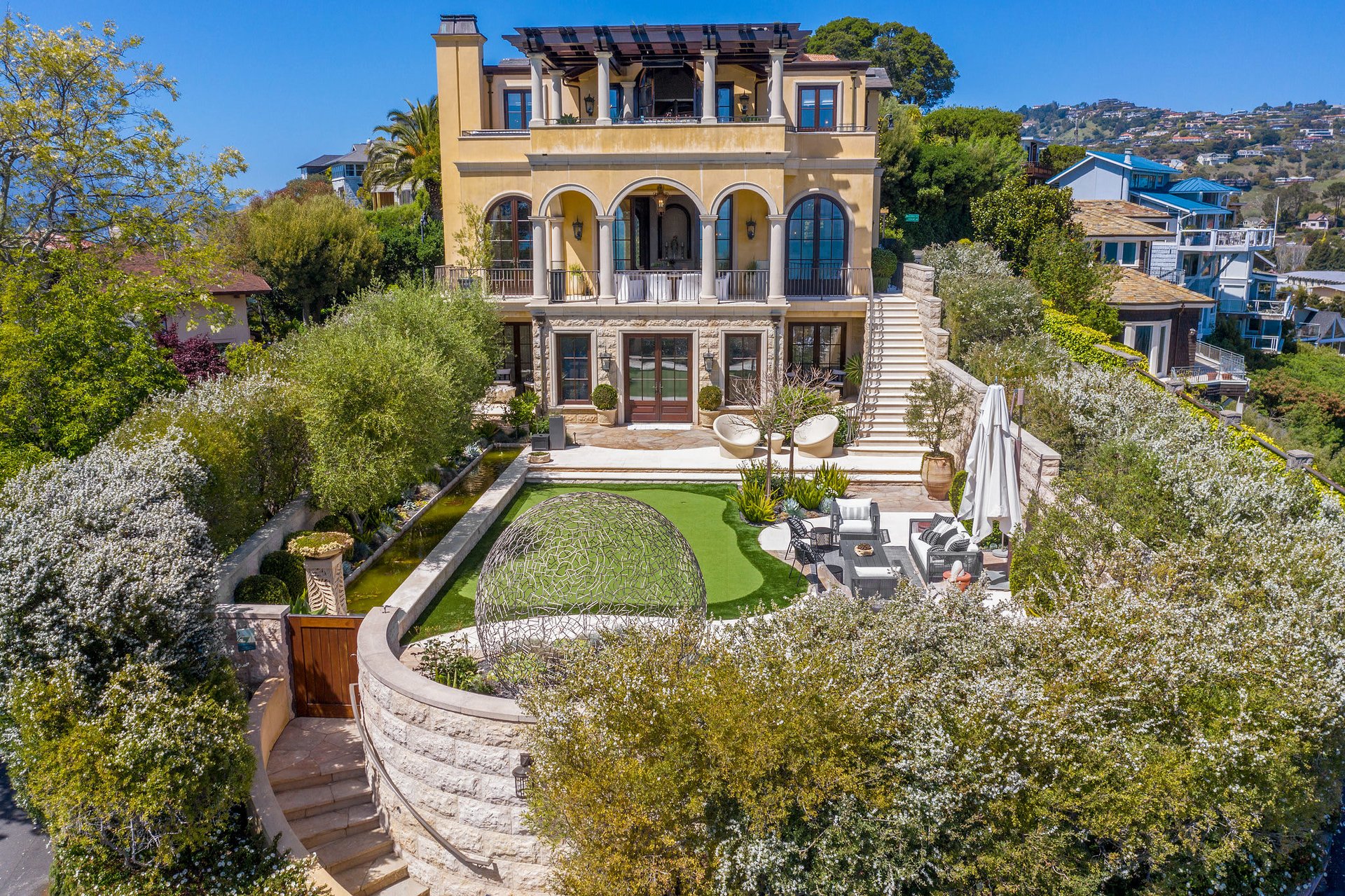 74 Bellevue Avenue