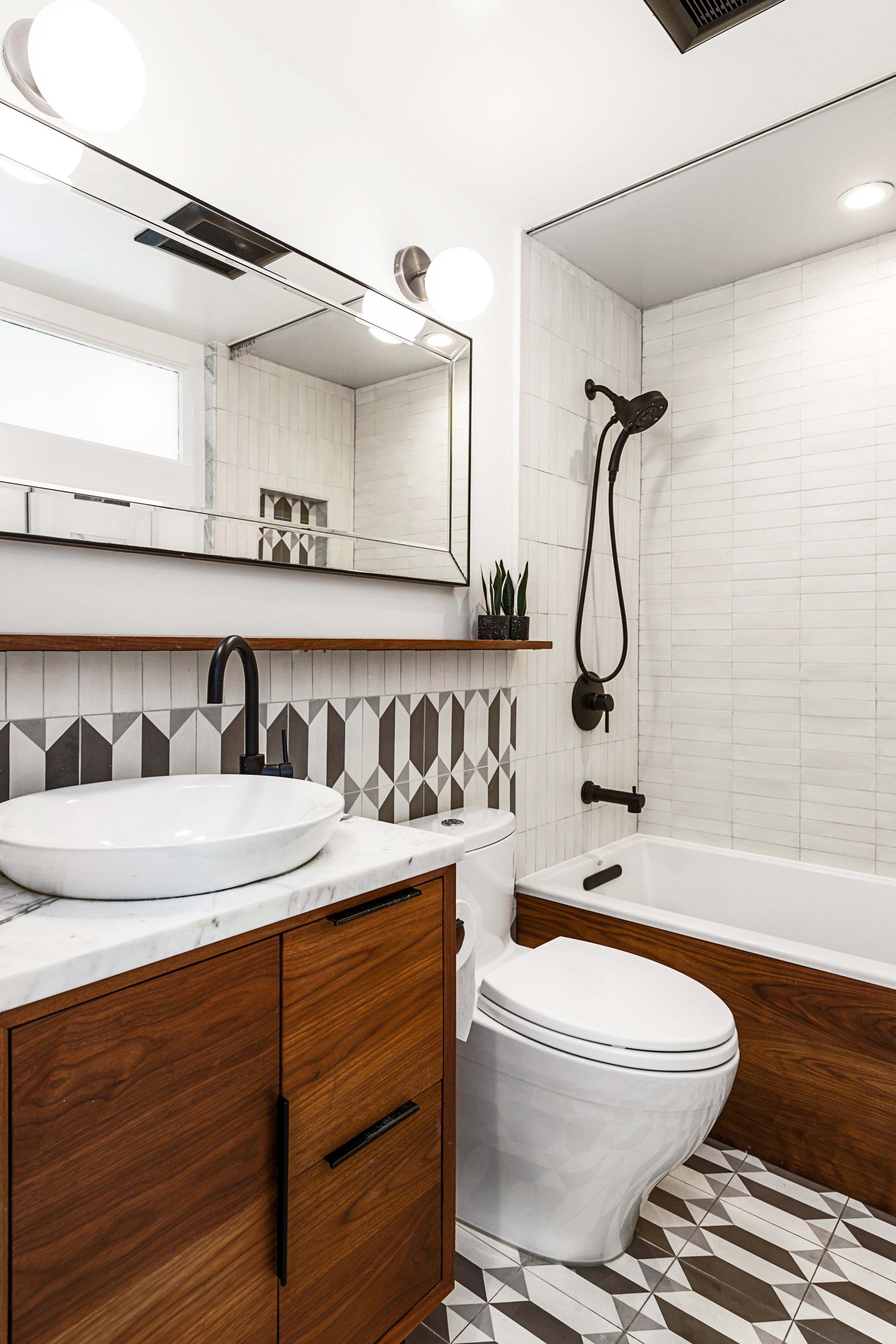  Chic House-like Condo on Potrero Hill 