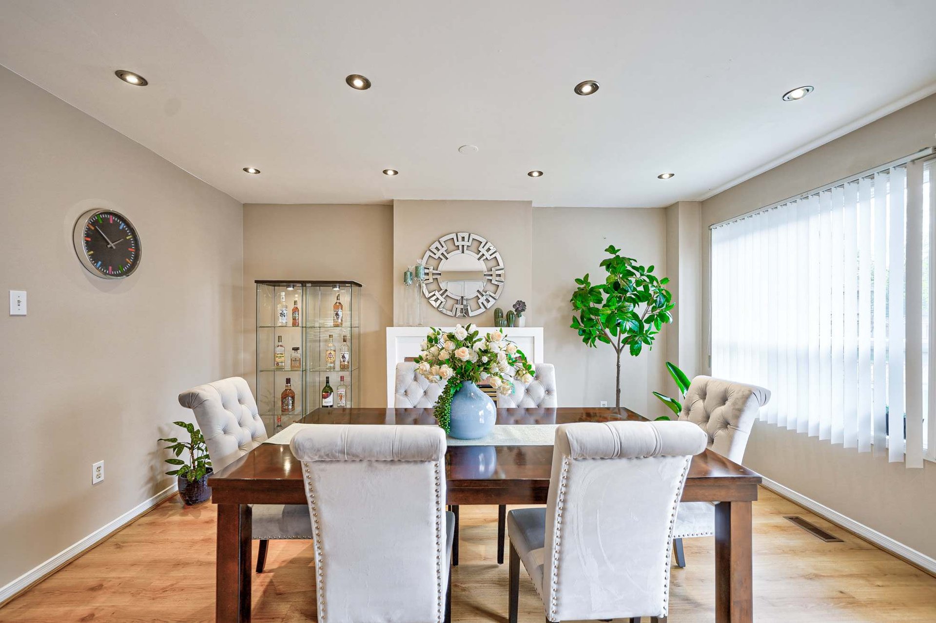 6980 Dunnview Crt