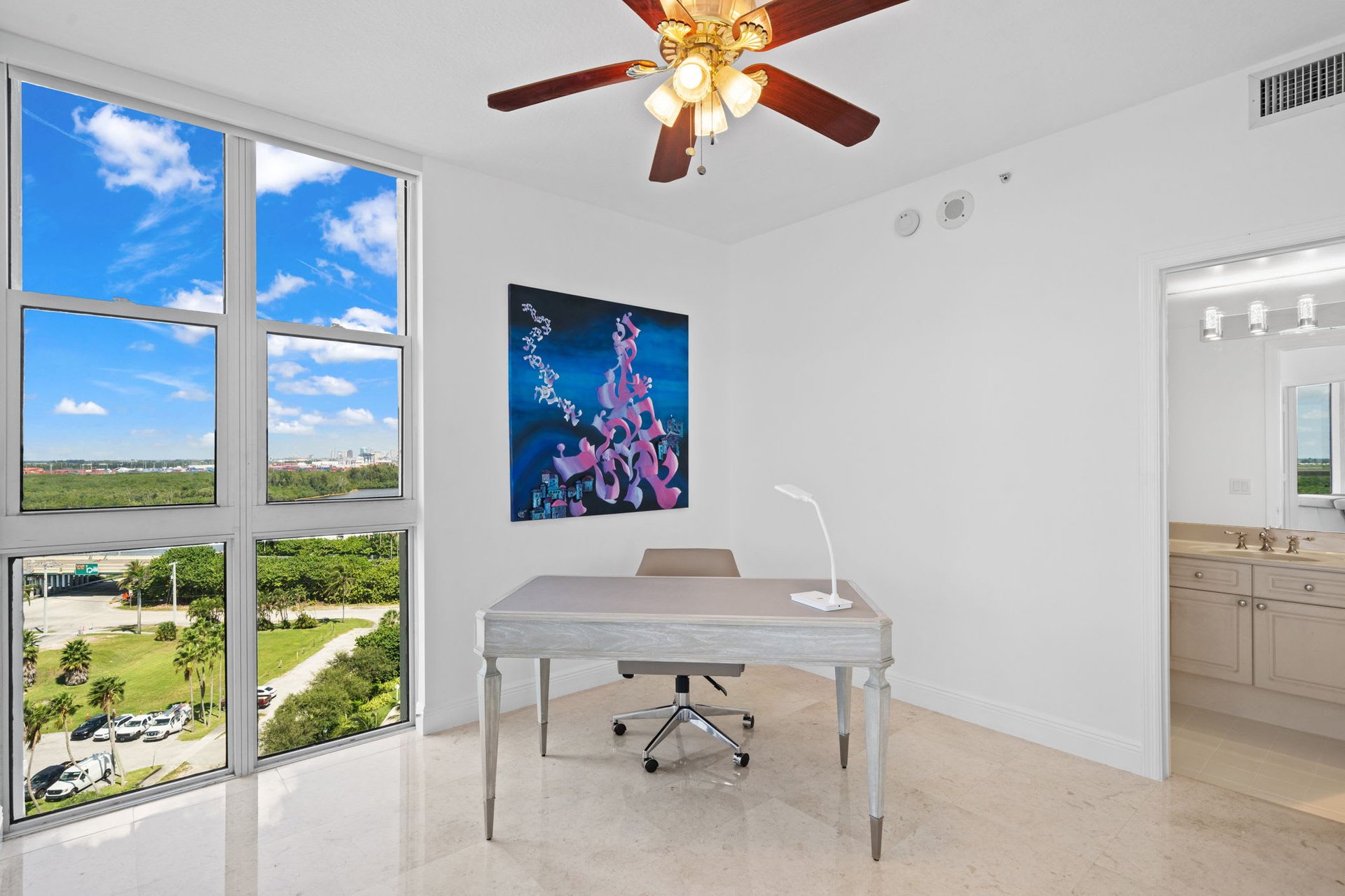 6001 N Ocean Dr Unit: 1104S