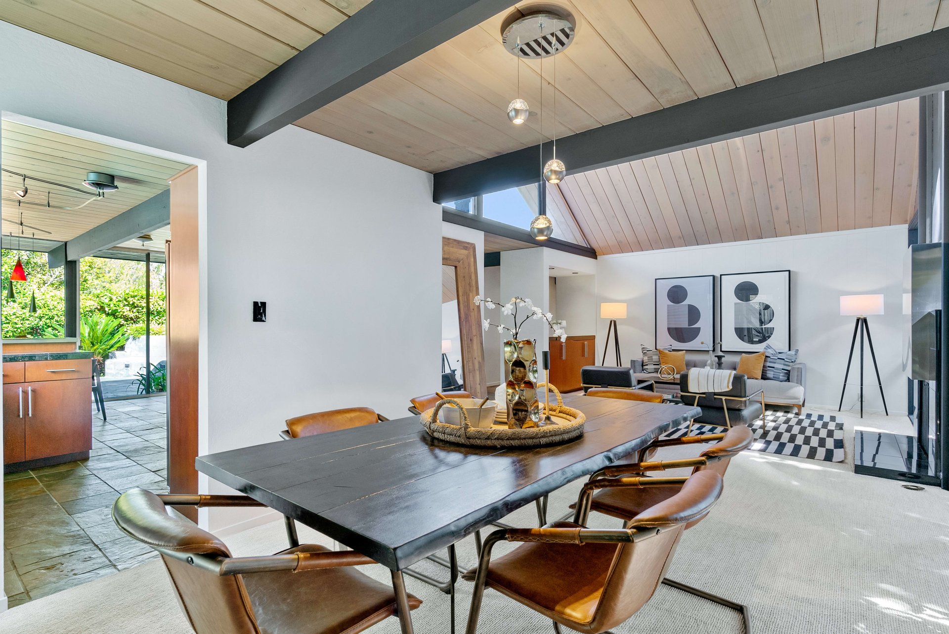958 Eichler Drive