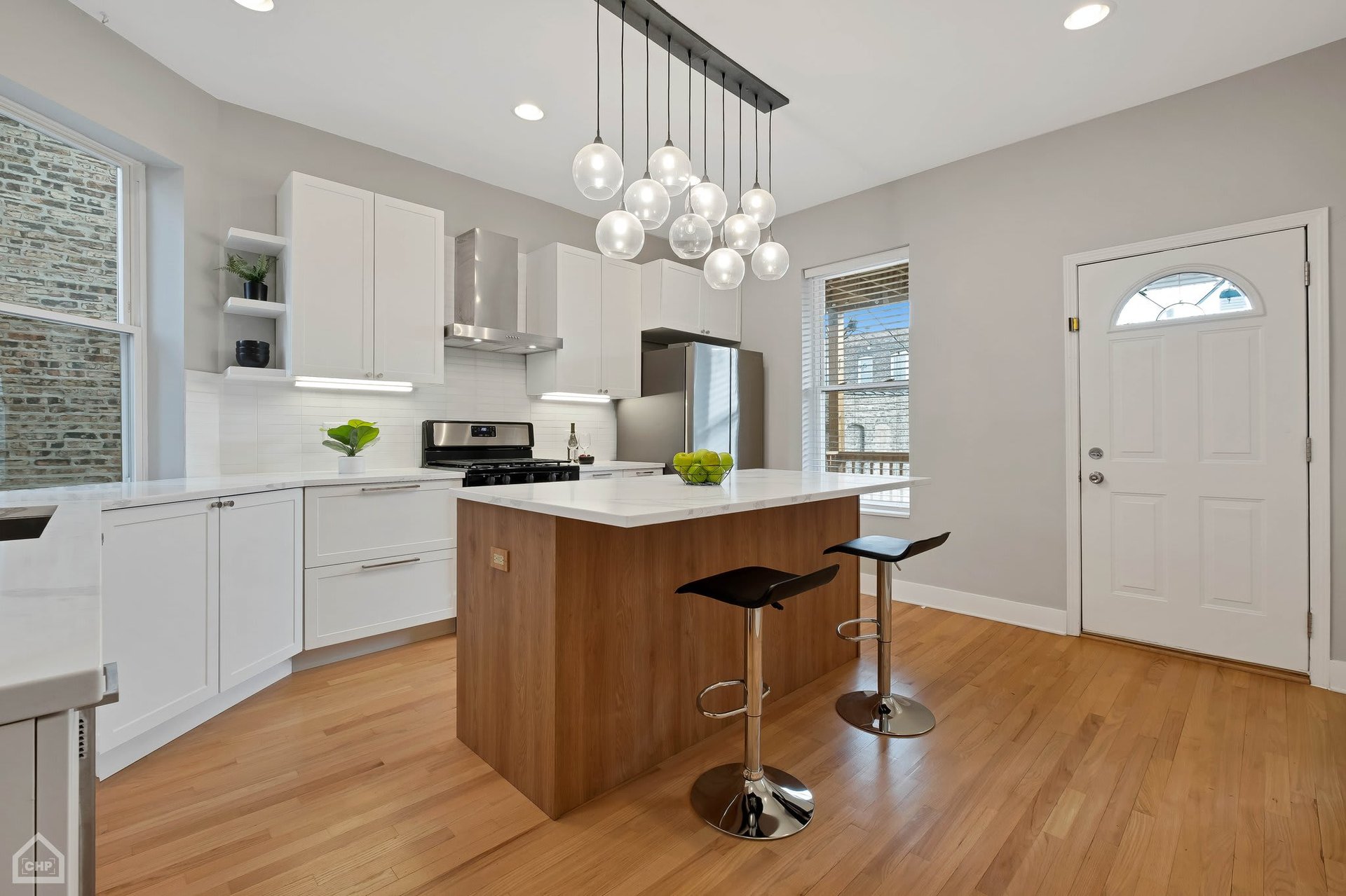 2653 W. Walton #2
