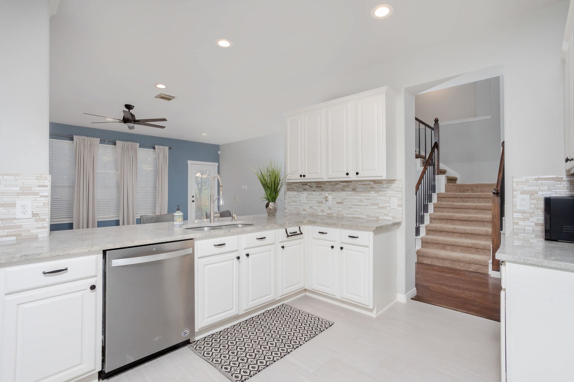 24843 CRESCENT RUN