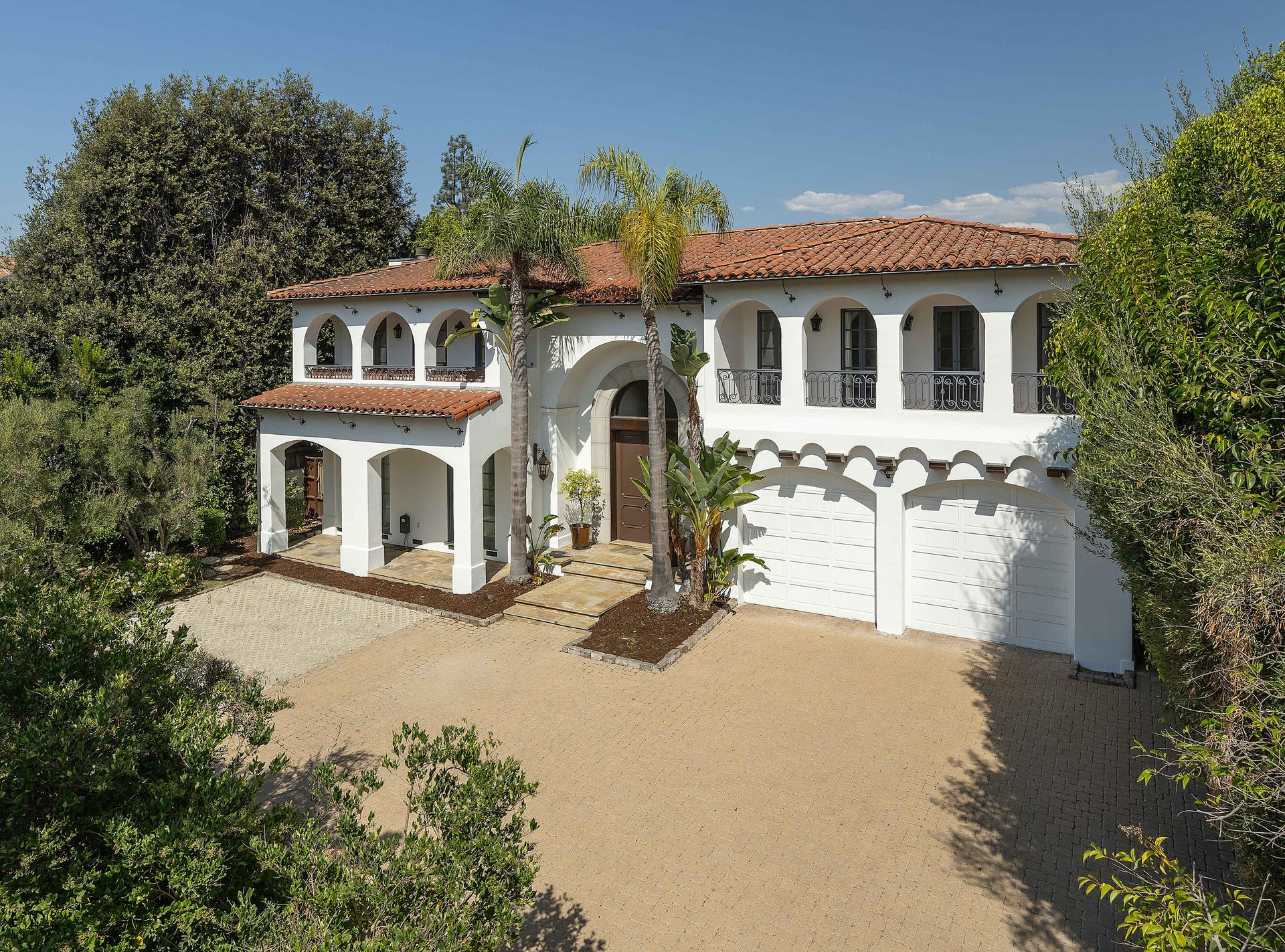 706 N Crescent Dr, Beverly Hills