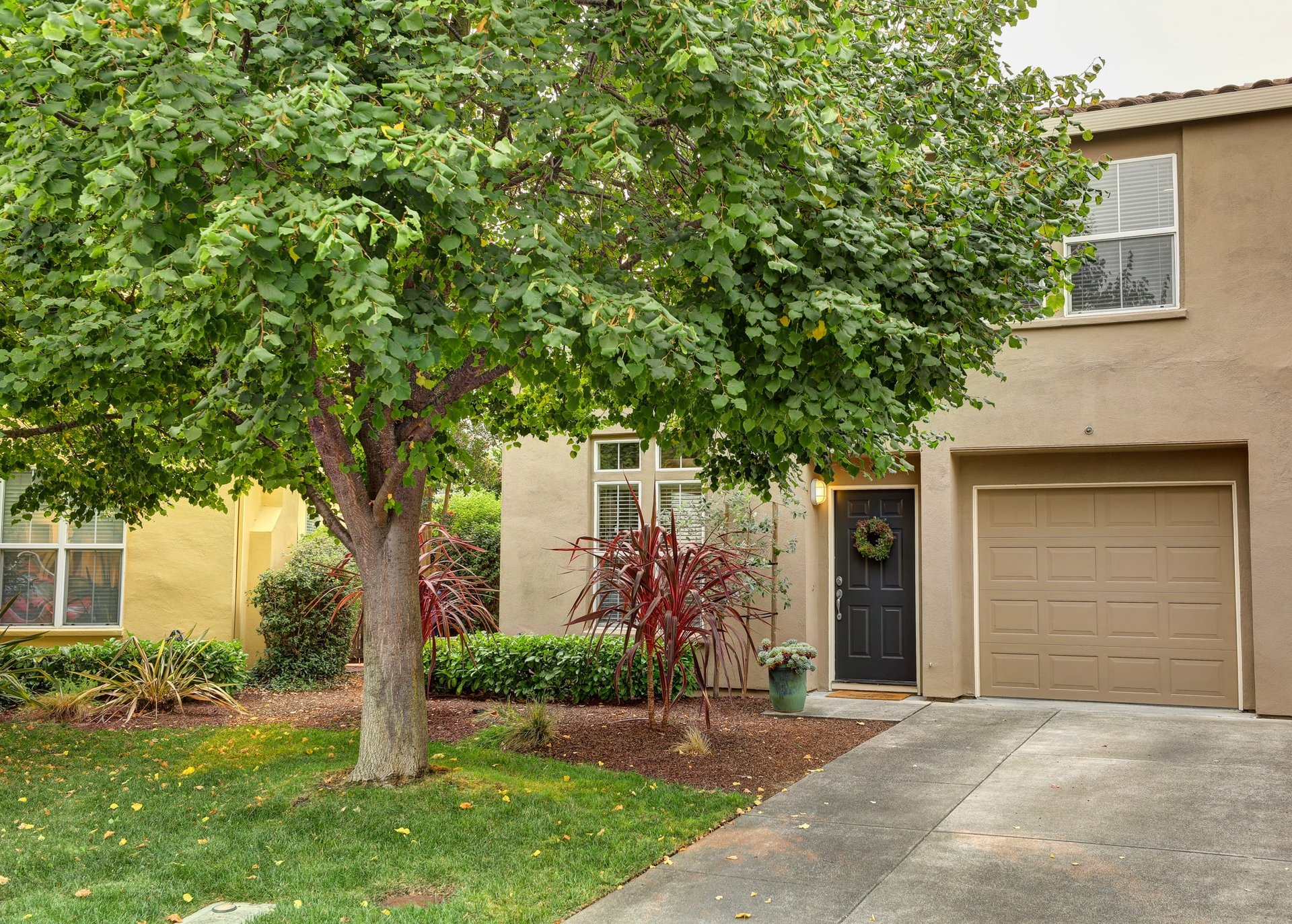 54 Arnold Dr